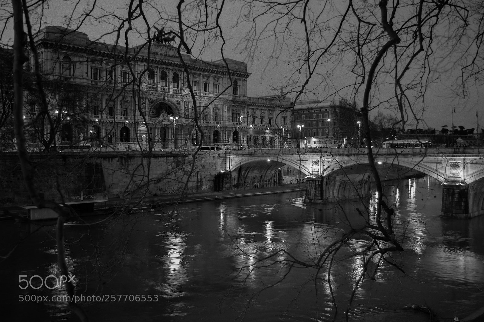 Pentax K-r sample photo. Rome, corte suprema di photography