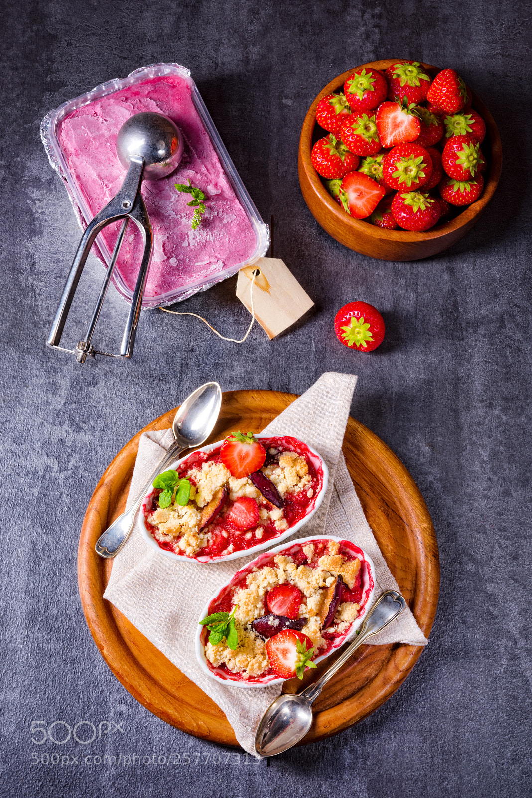 Nikon D810 sample photo. Strawberry tart with vanilla photography