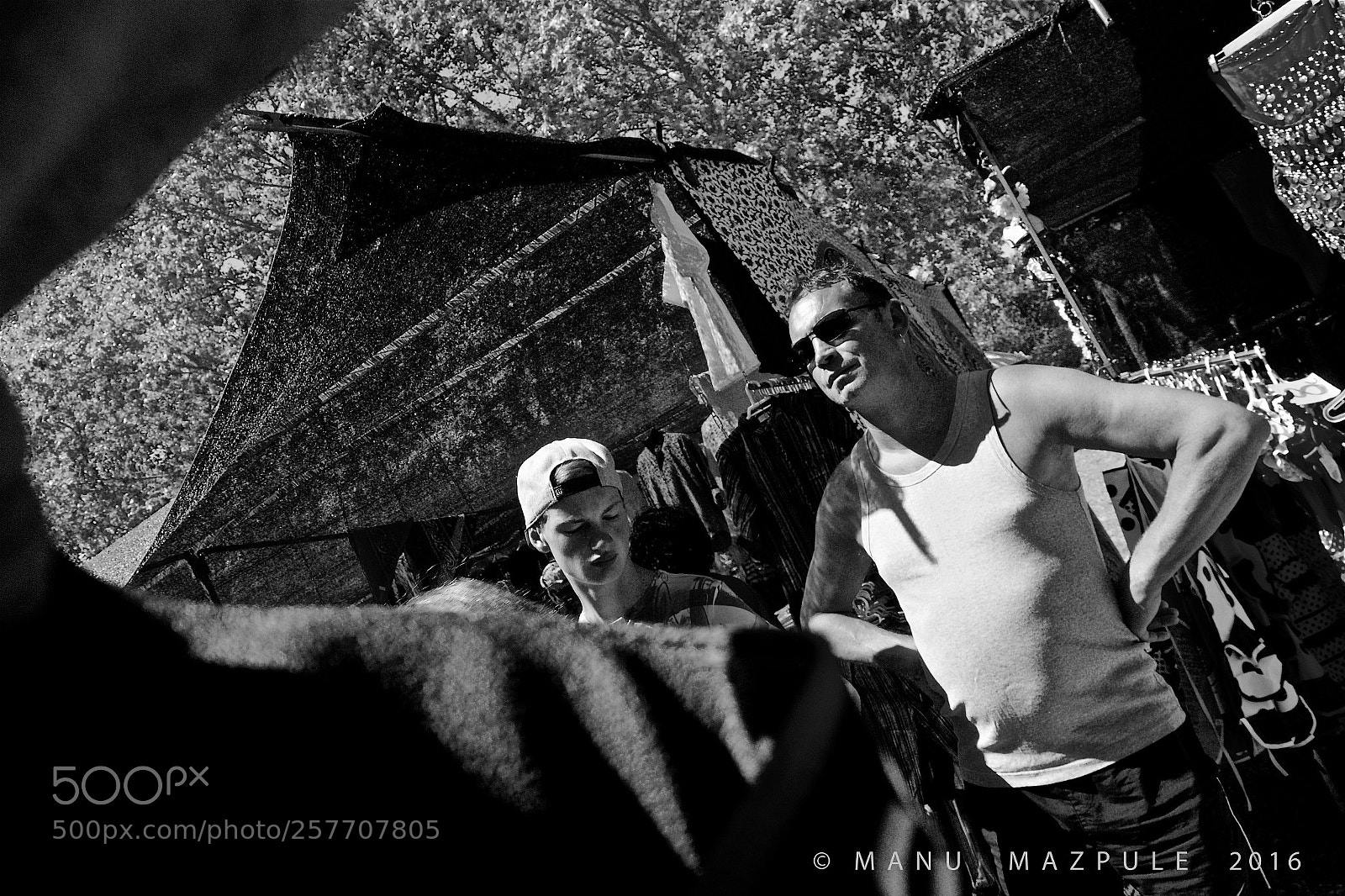 Canon EOS 70D sample photo. 365. girona. catalunya... people photography