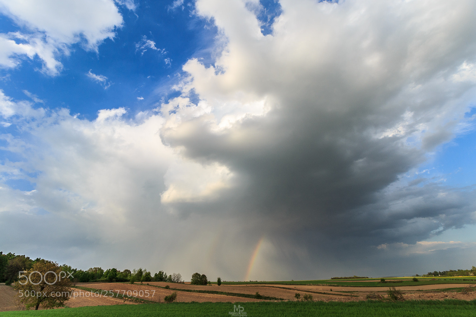Canon EOS 1200D (EOS Rebel T5 / EOS Kiss X70 / EOS Hi) sample photo. Storm & rainbow photography
