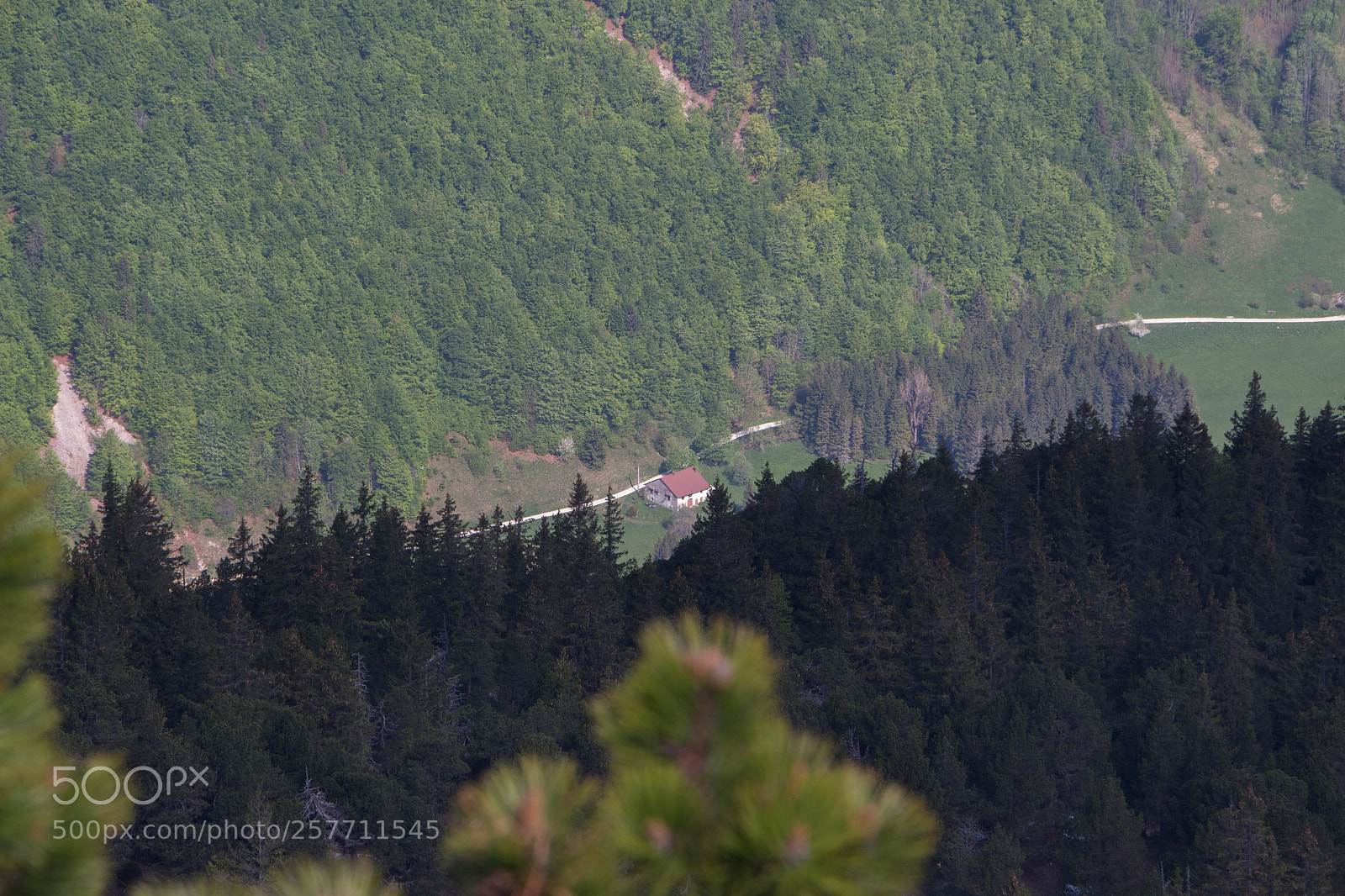 Canon EOS 700D (EOS Rebel T5i / EOS Kiss X7i) sample photo. Mountain hut photography