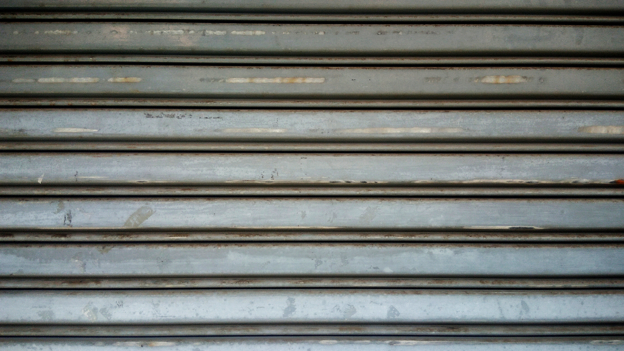 ASUS ZenFone 3 Max (ZC553KL) sample photo. Metal door photography