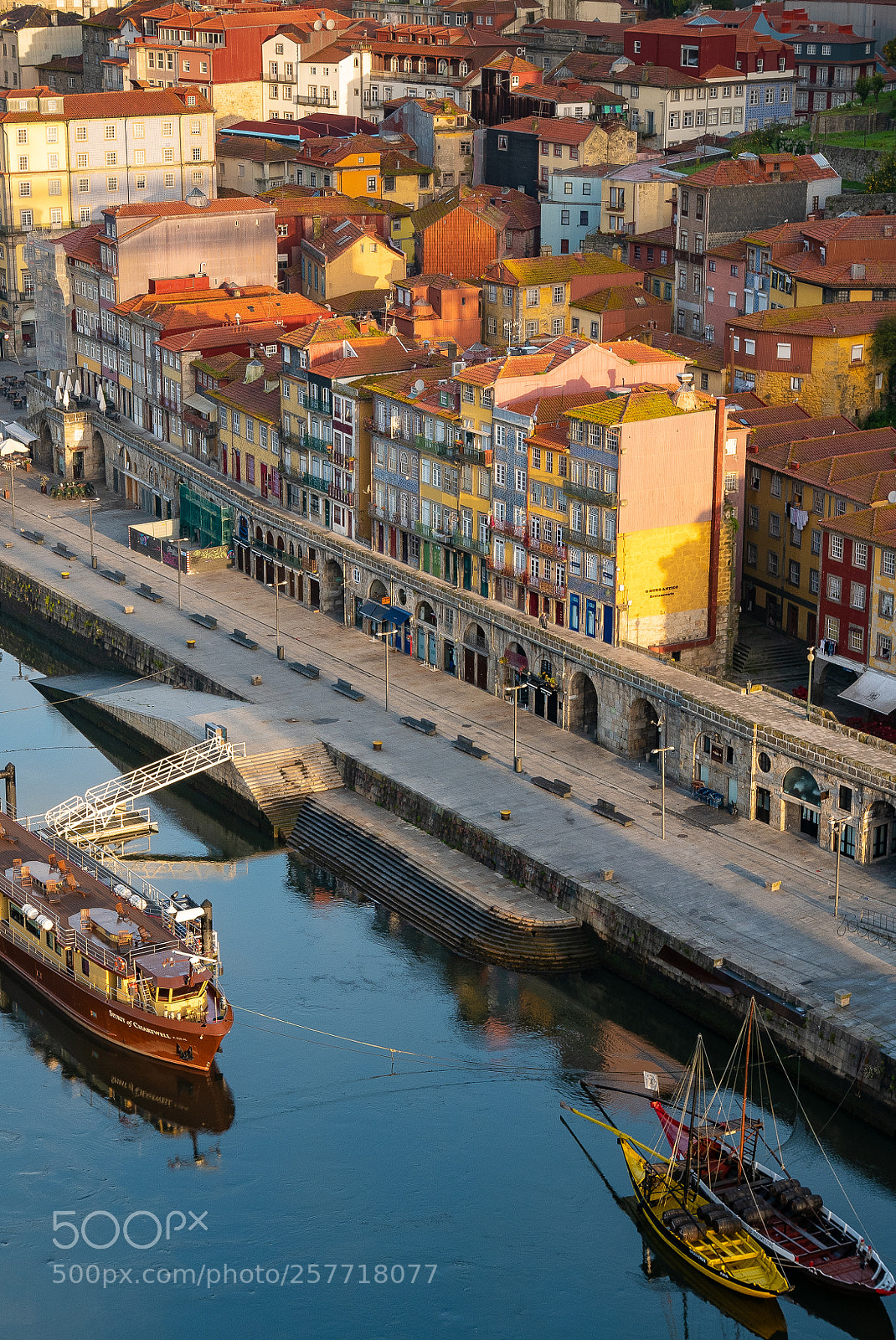 Panasonic Lumix DMC-LX100 sample photo. Colorful quay at porto photography