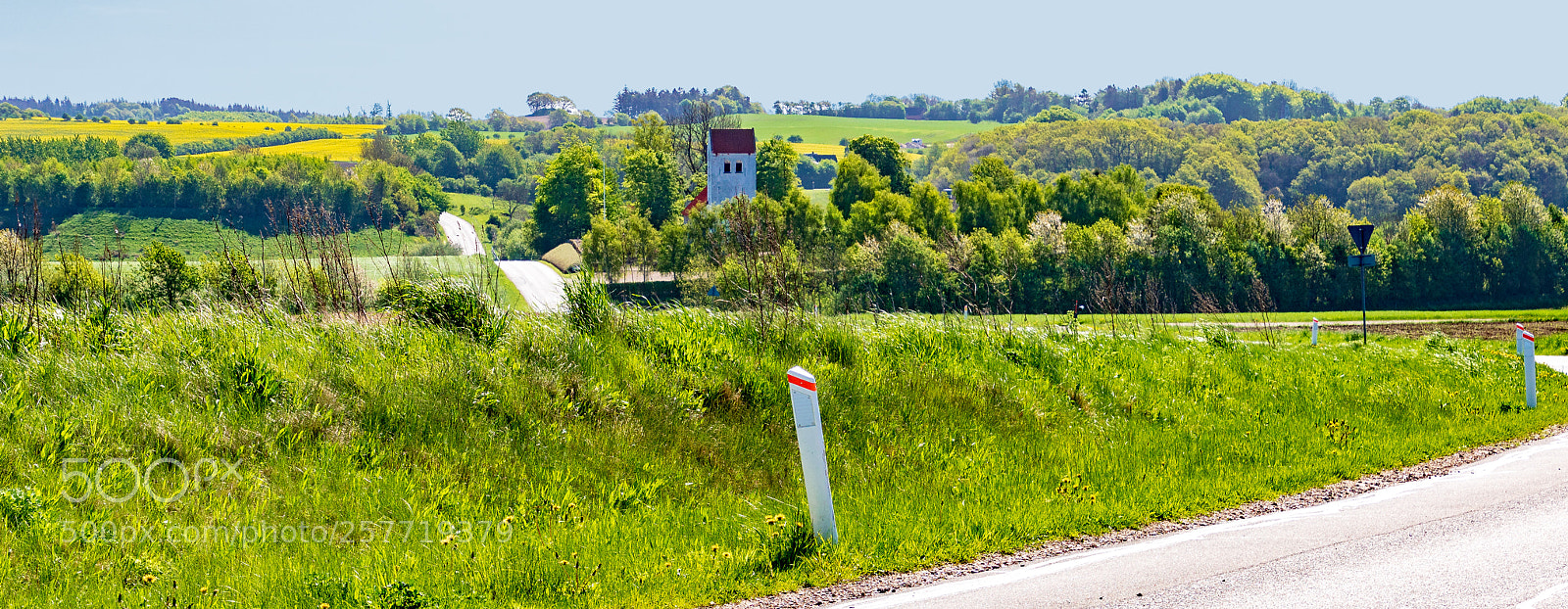 Sony ILCA-77M2 sample photo. Smollerup kirke photography