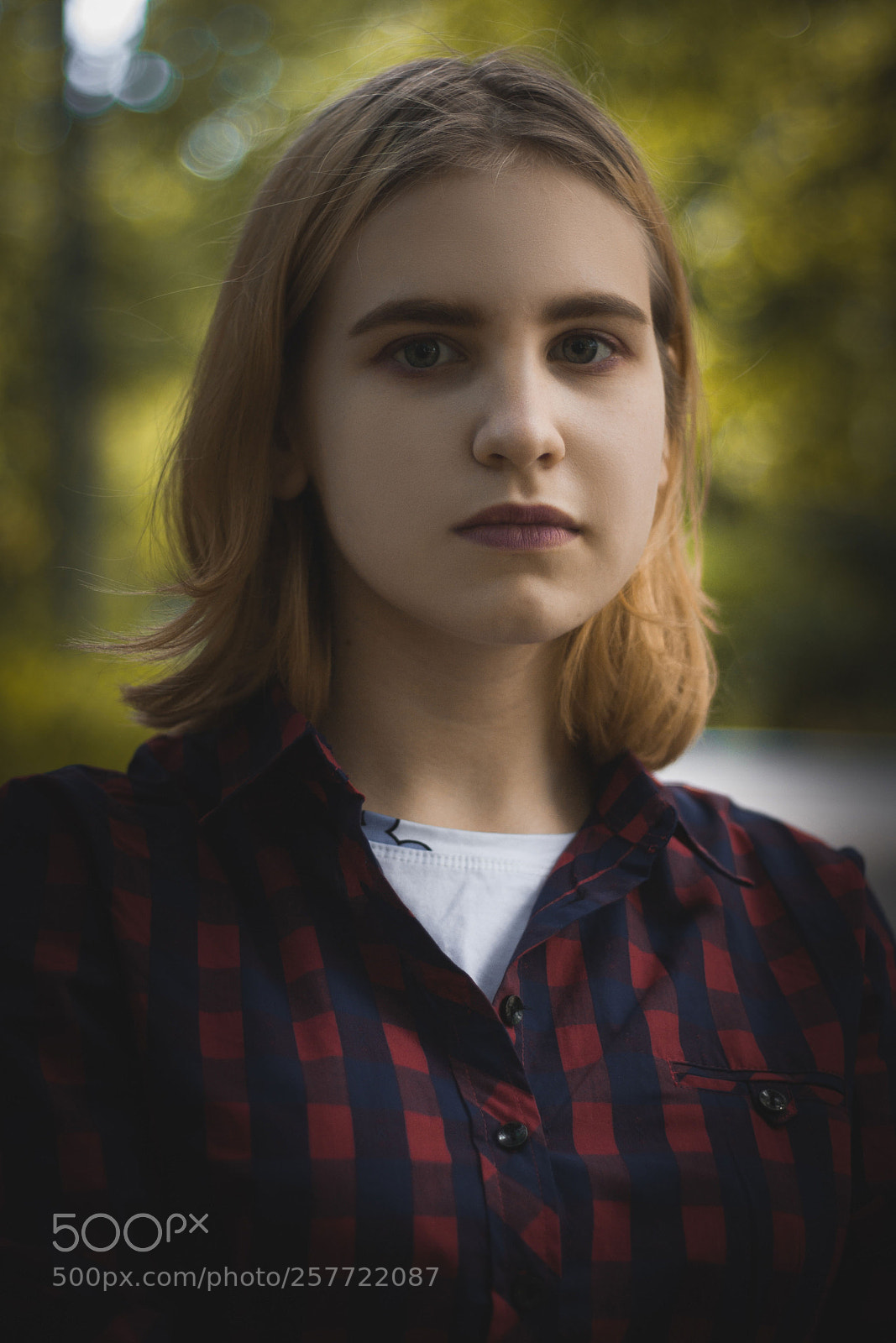Canon EOS 1000D (EOS Digital Rebel XS / EOS Kiss F) sample photo. Beautuful girls photography