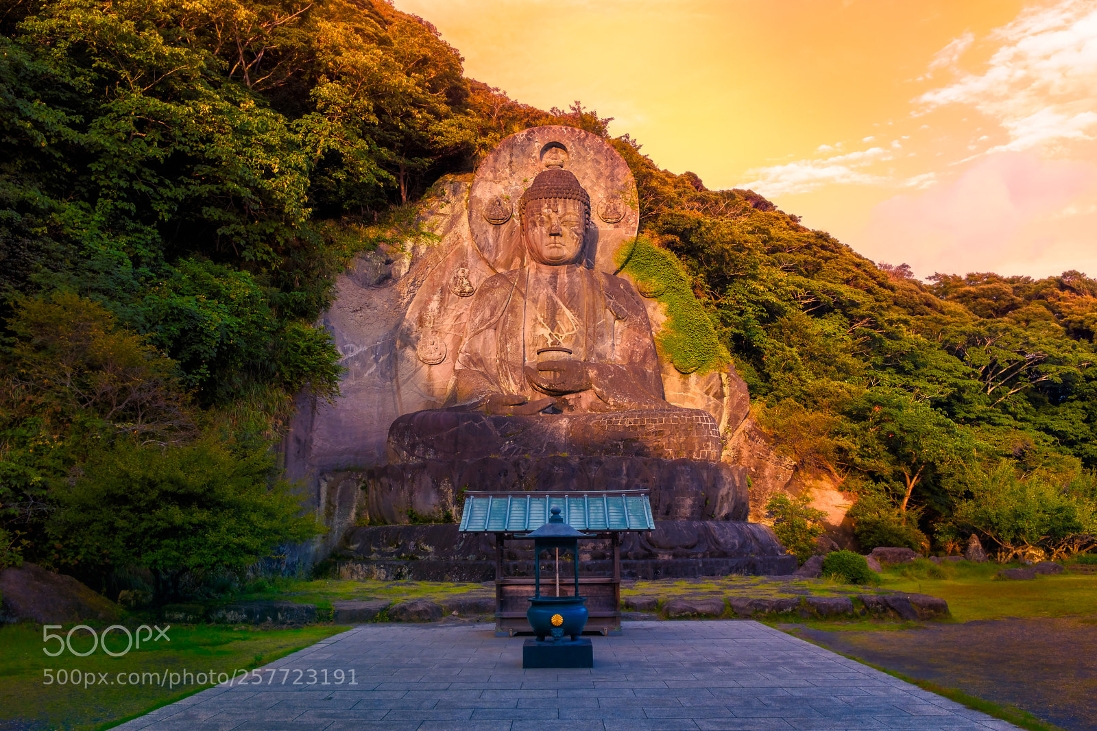 Fujifilm X100F sample photo. Golden buddha photography