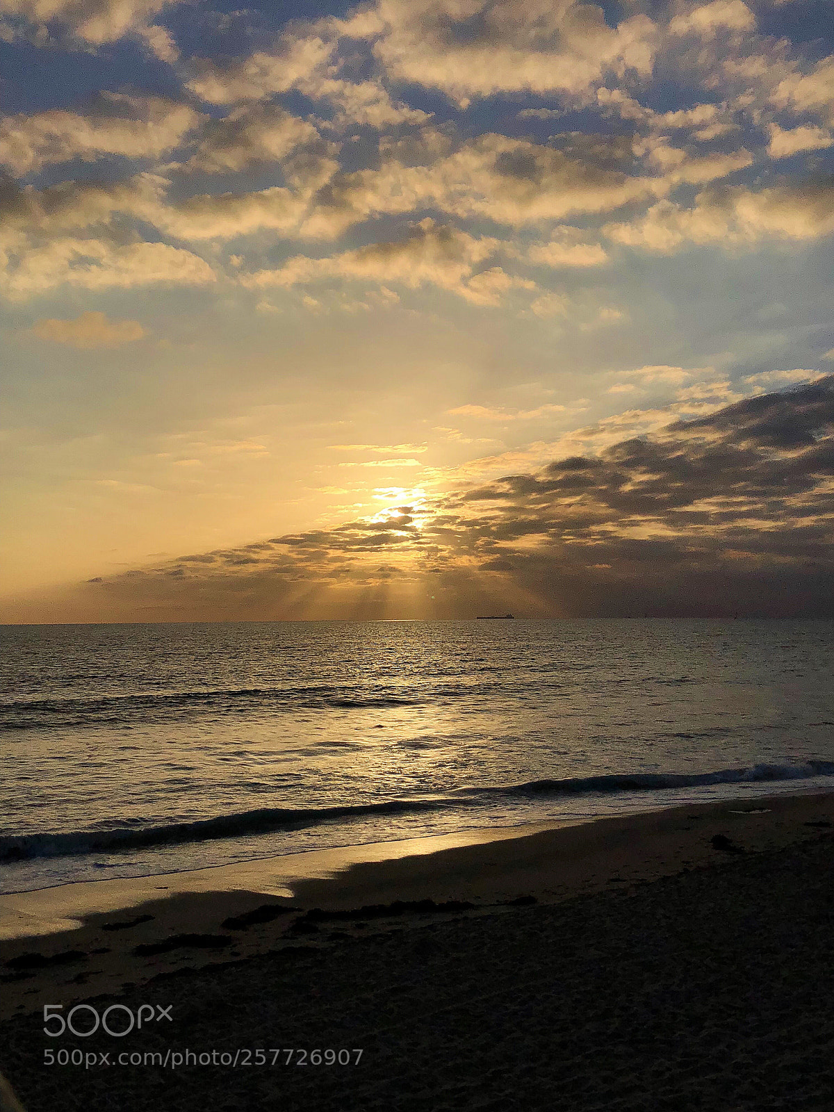 Apple iPhone X sample photo. Last night’s sunset photography