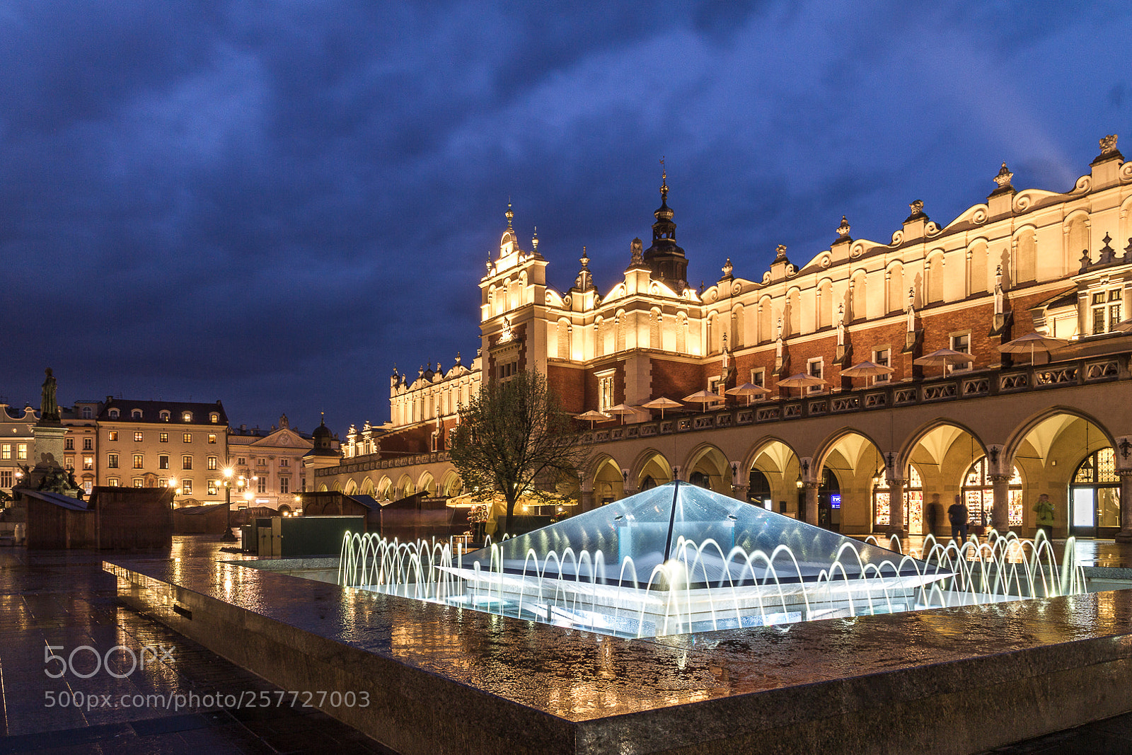 Canon EOS 7D sample photo. Rynek pologne photography