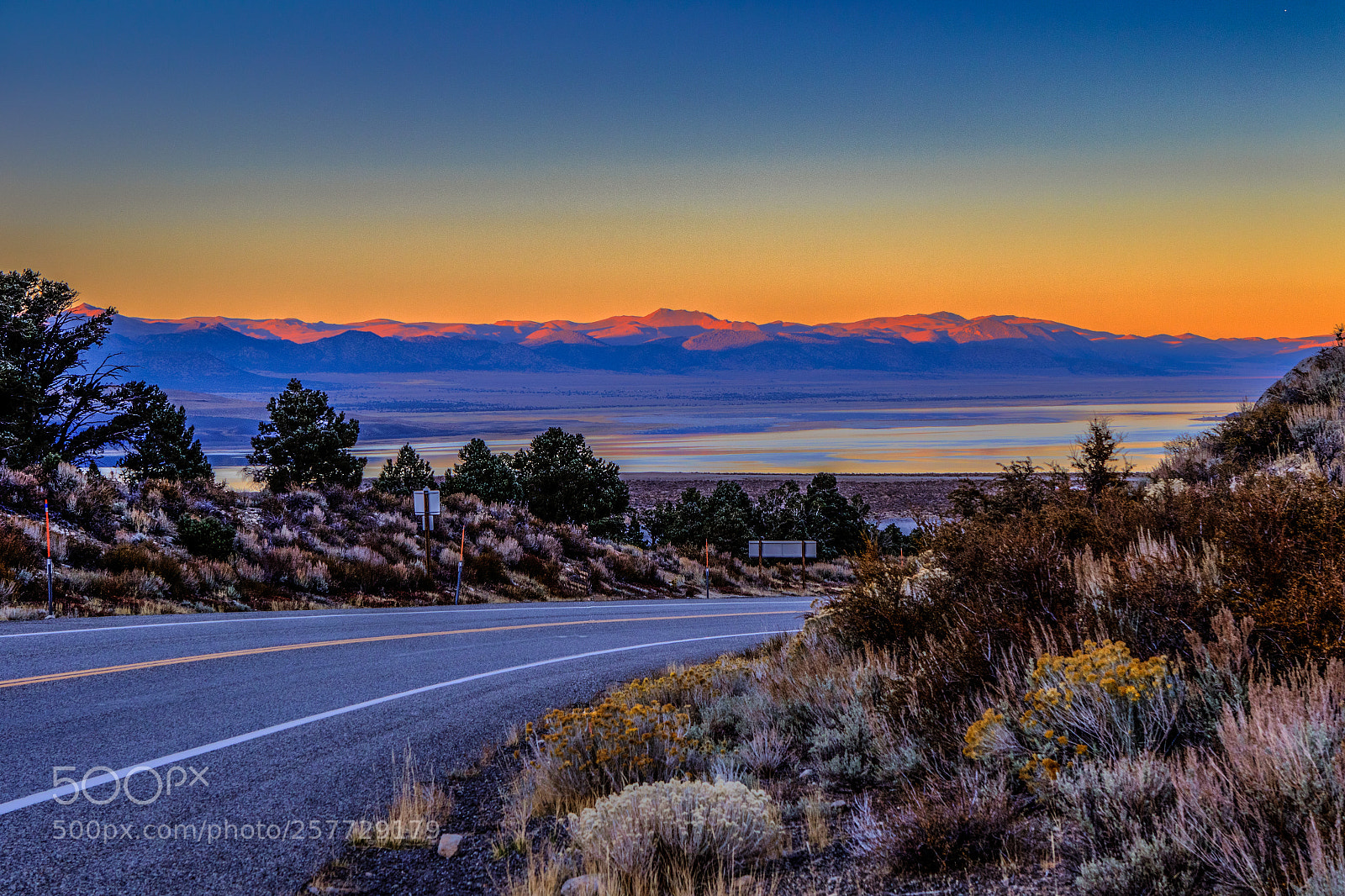 Canon EOS 7D Mark II sample photo. View on mono lake photography