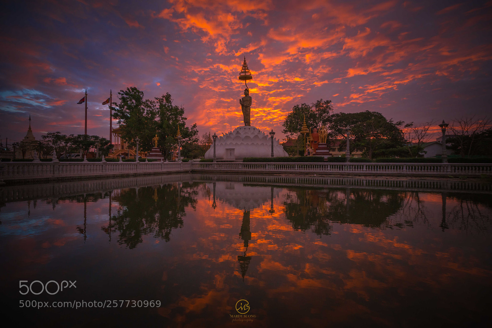 Sony a7R II sample photo. ភាពស្ងប់ស្ងាត់ជាមួយកំហឹងទាំងឡាយ ! staying calm with angers ! photography