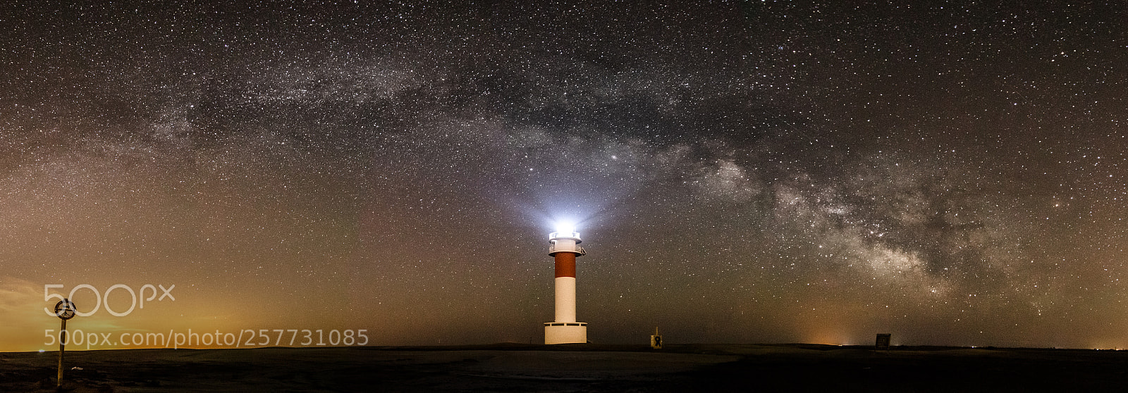 Canon EOS 750D (EOS Rebel T6i / EOS Kiss X8i) sample photo. Milky way fangar lighthouse photography