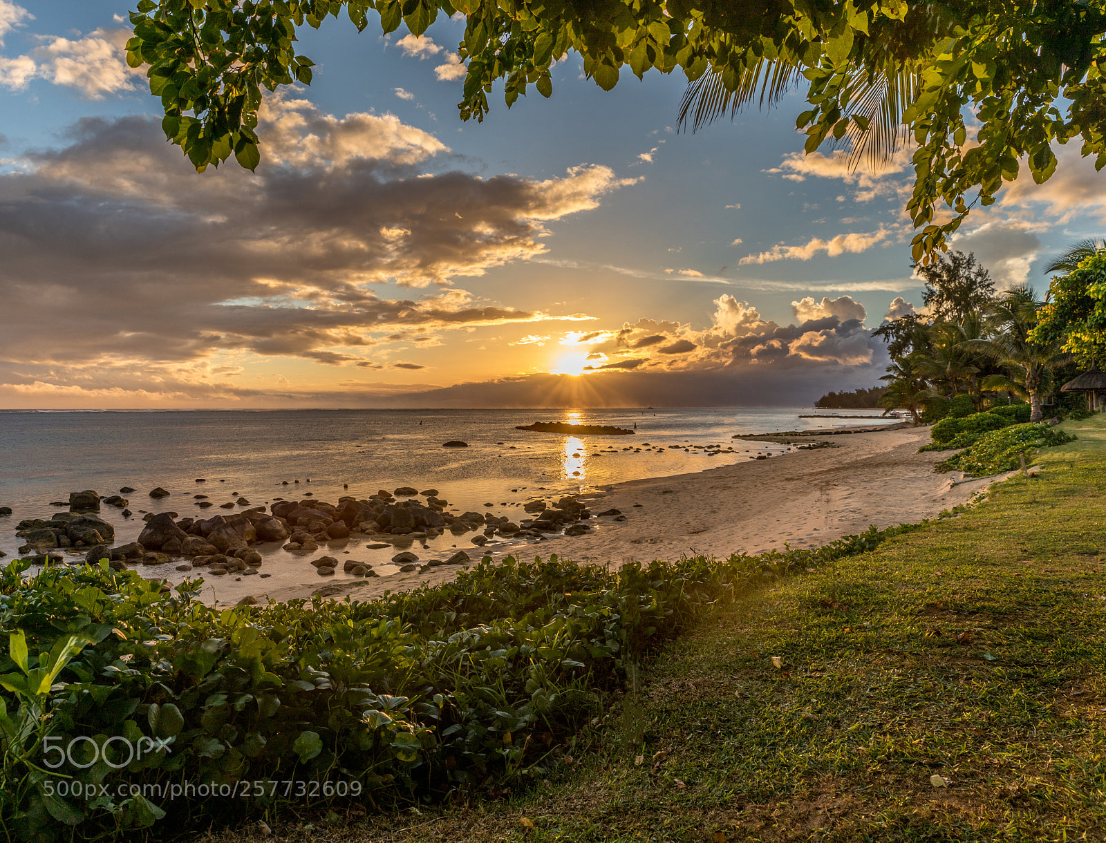 Canon EOS 5D Mark IV sample photo. Mauritius evening sunset photography