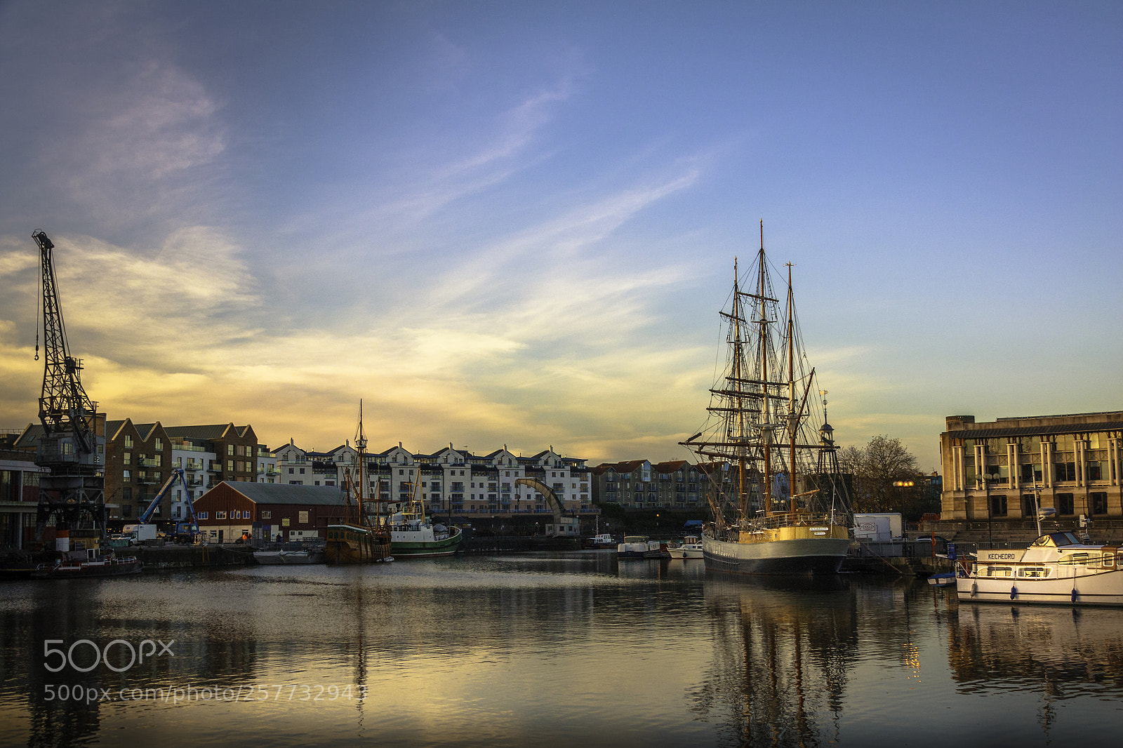 Canon EOS 450D (EOS Rebel XSi / EOS Kiss X2) sample photo. Bristol harbour photography