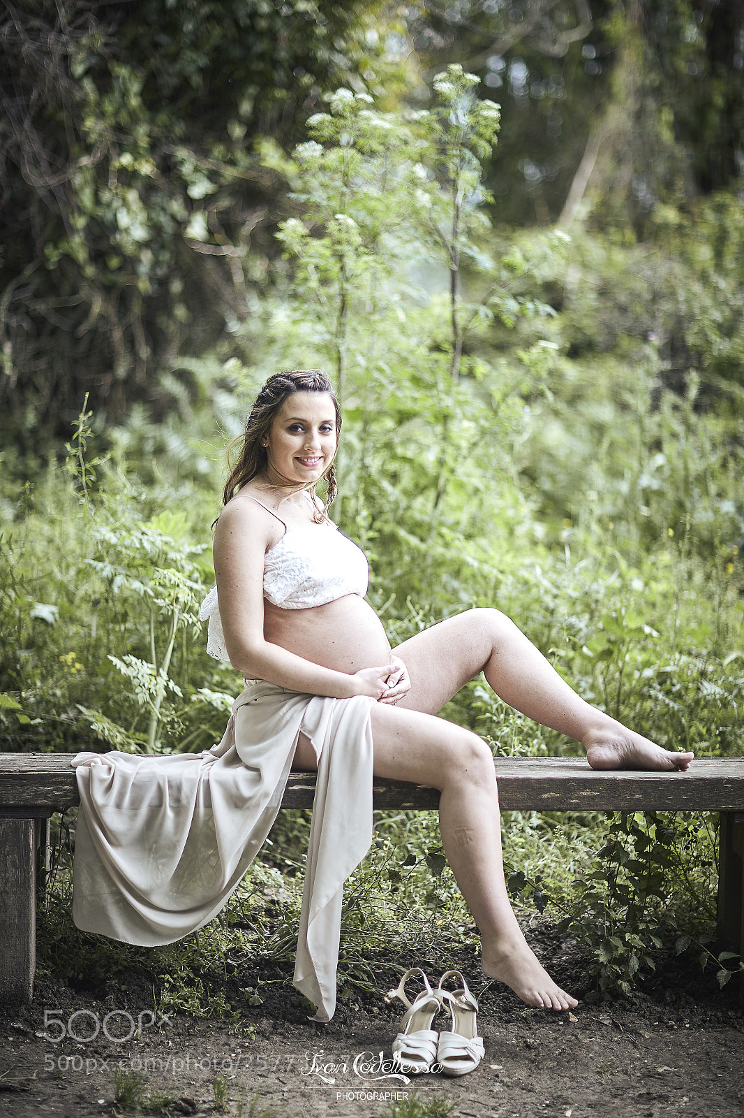 Canon EOS 6D sample photo. Lara maternity photography