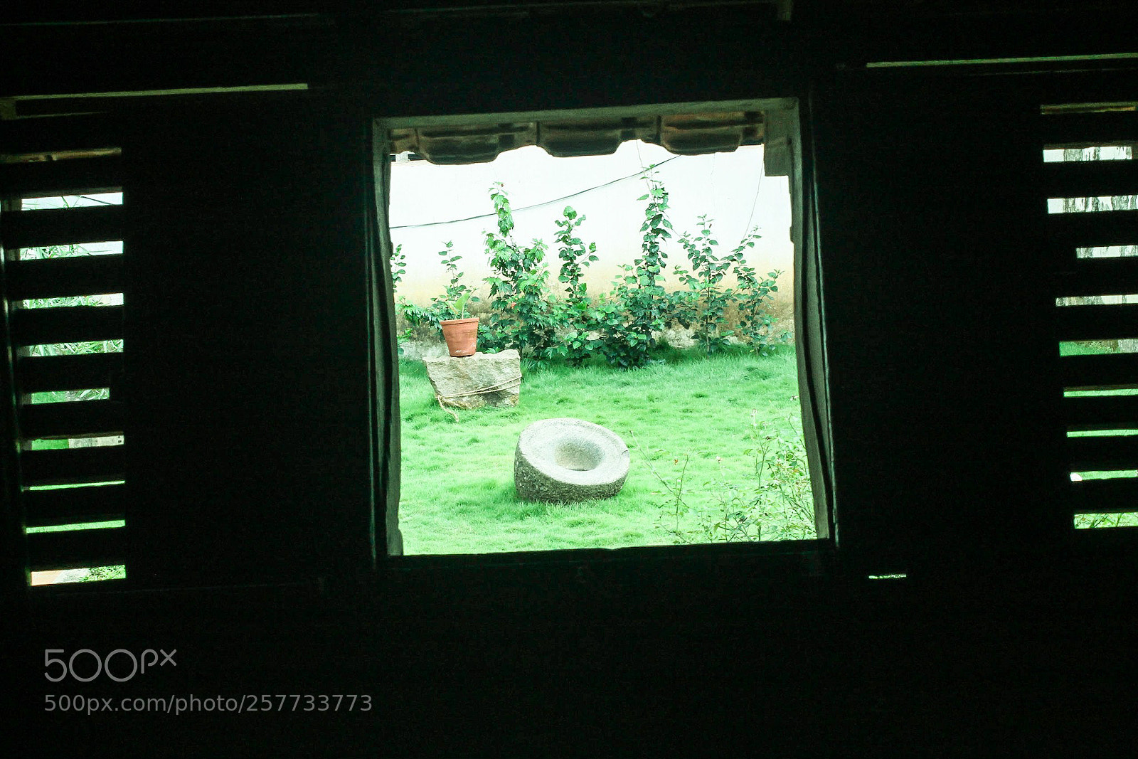 Canon EOS 1100D (EOS Rebel T3 / EOS Kiss X50) sample photo. Dream home window view photography