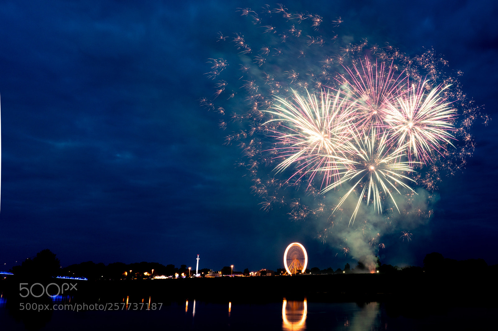 Sony a6300 sample photo. Abschlussfeuerwerk mindener maimesse 2018 photography