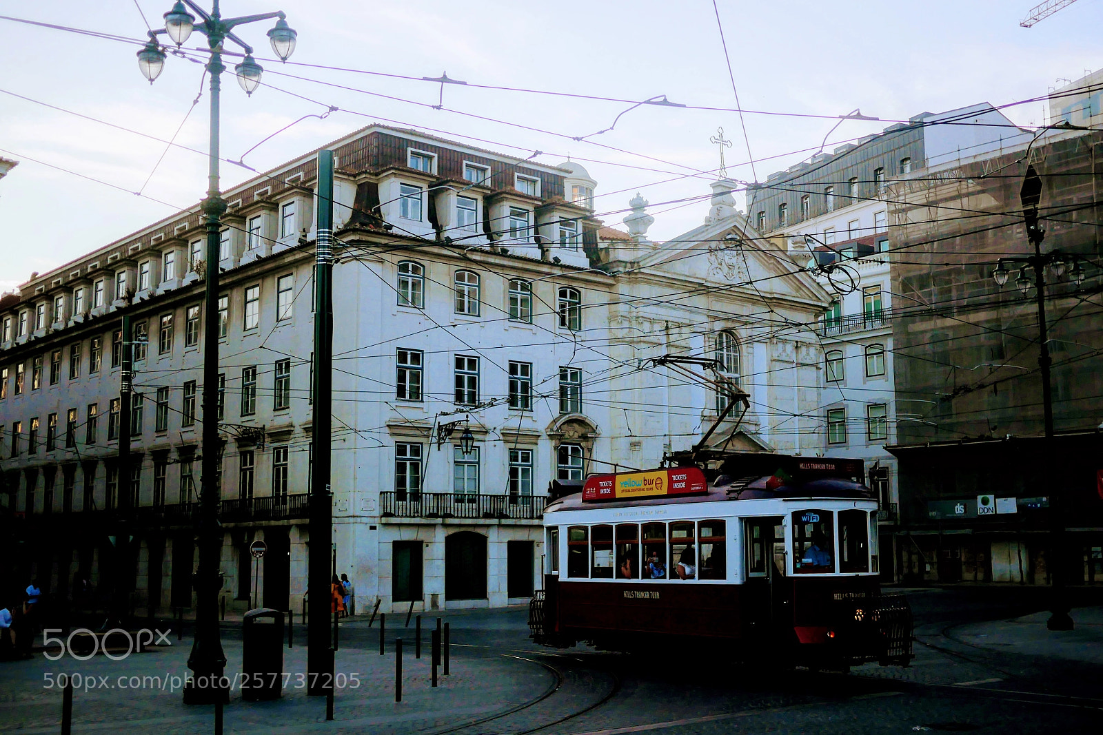 Panasonic Lumix DMC-GX85 (Lumix DMC-GX80 / Lumix DMC-GX7 Mark II) sample photo. Lisboa photography