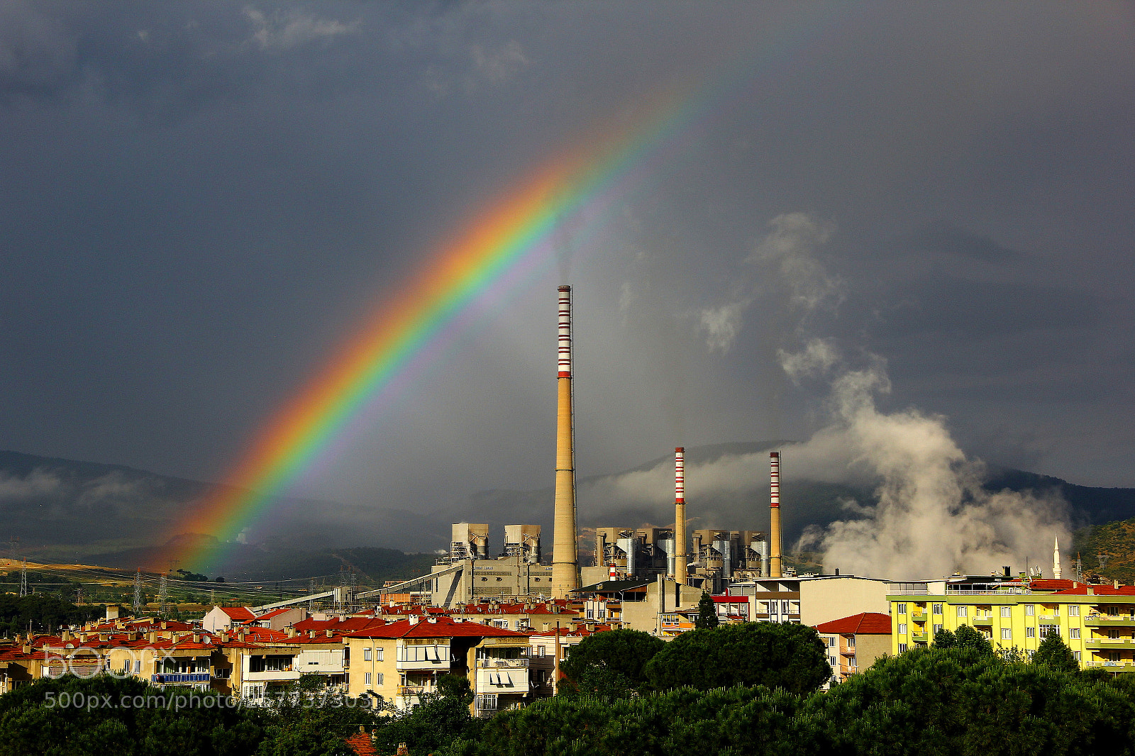 Canon EF-S 18-135mm F3.5-5.6 IS sample photo. Rainbow photography