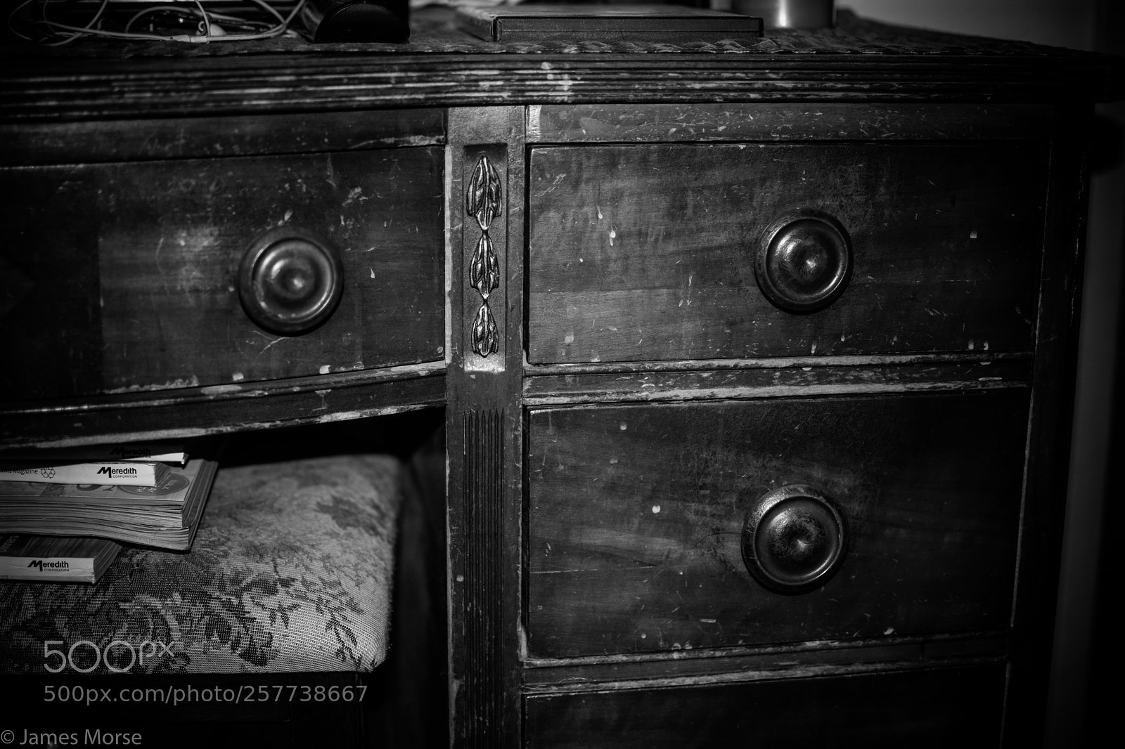 Nikon D3300 sample photo. Dresser photography