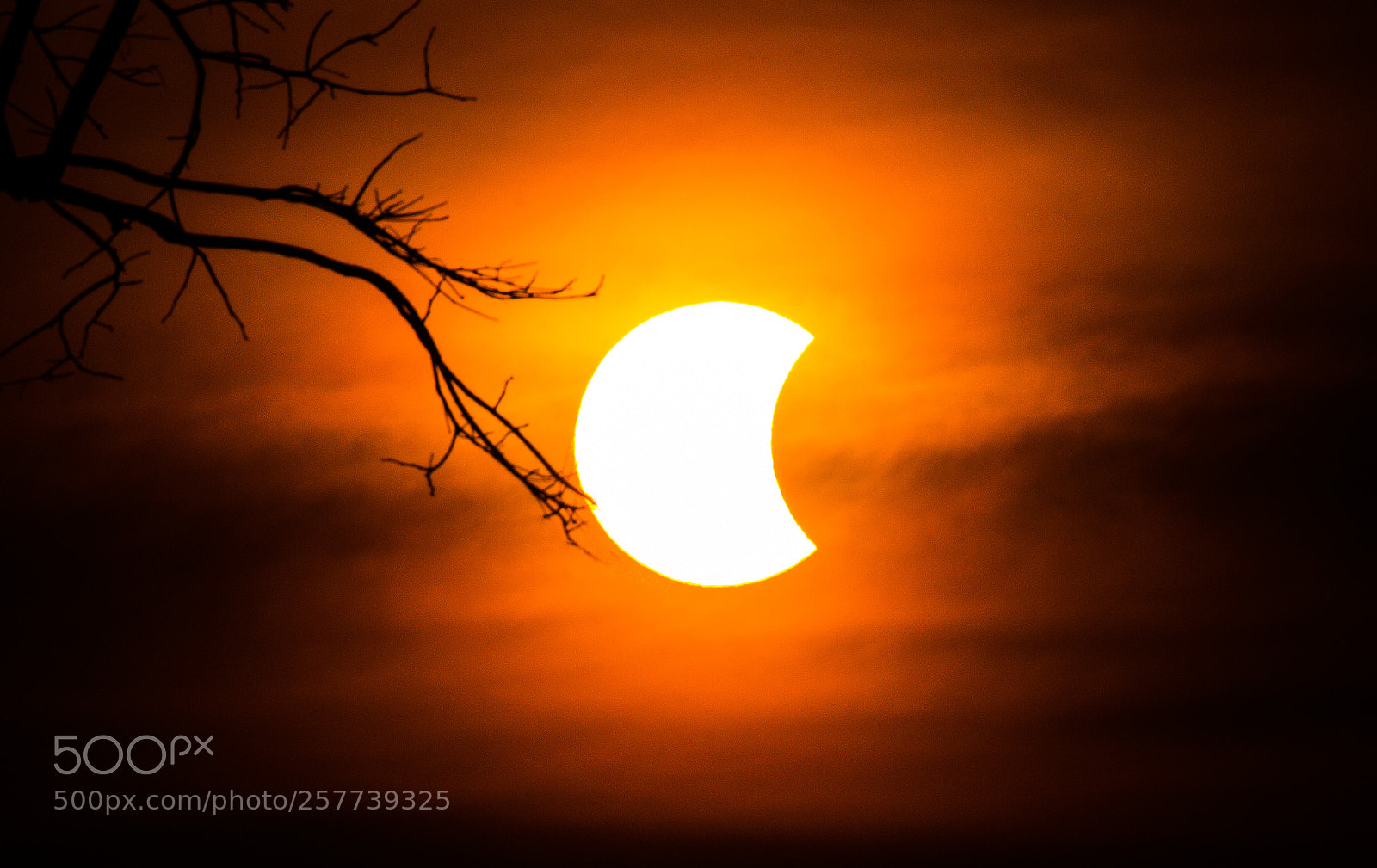 Canon EOS 70D sample photo. Sunrise solar eclipse astronomical photography