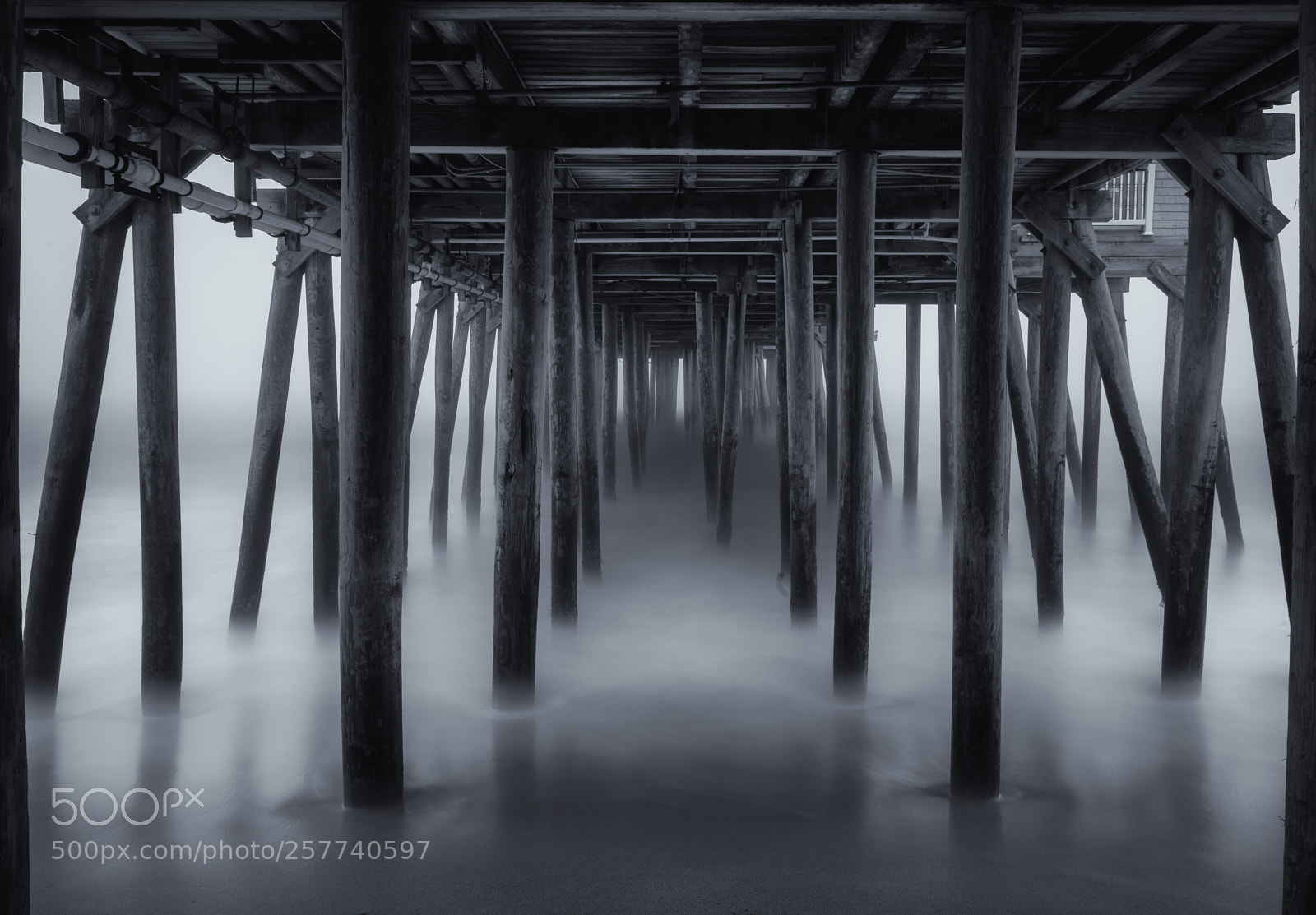 Canon EOS 5D Mark IV sample photo. Pier photography