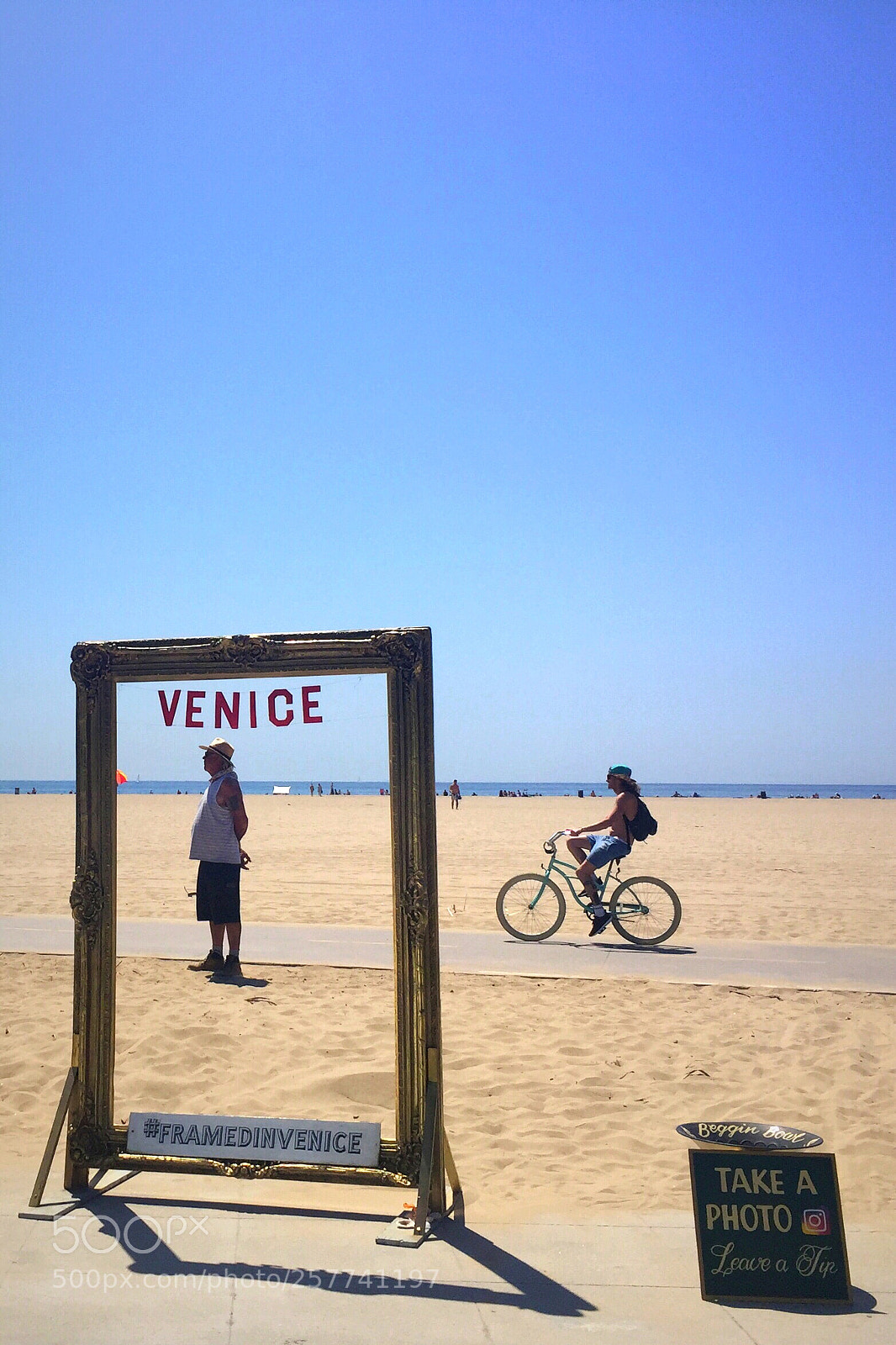 Apple iPhone 6 Plus sample photo. Venice beach in la photography