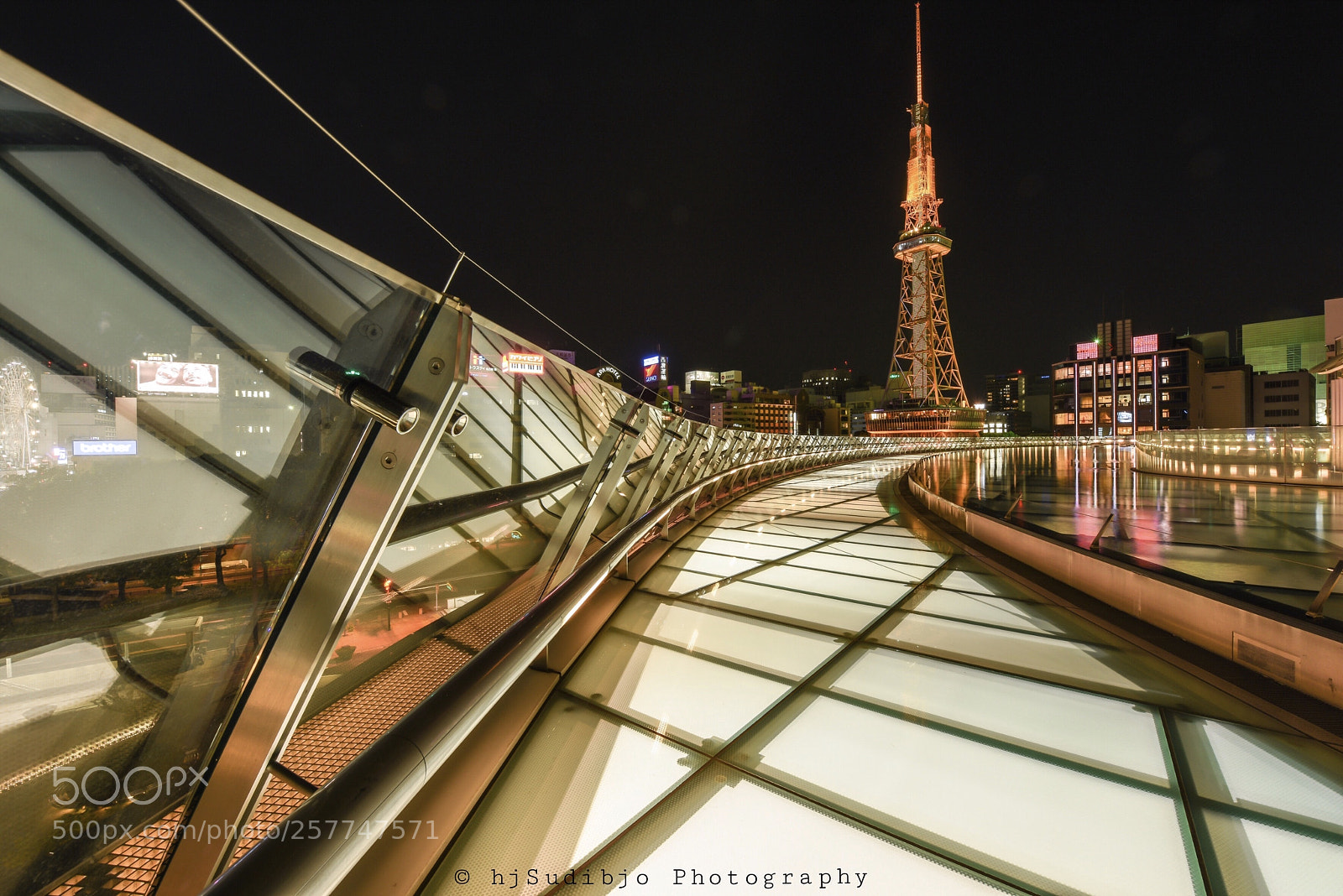 Nikon D810 sample photo. Floating light display photography