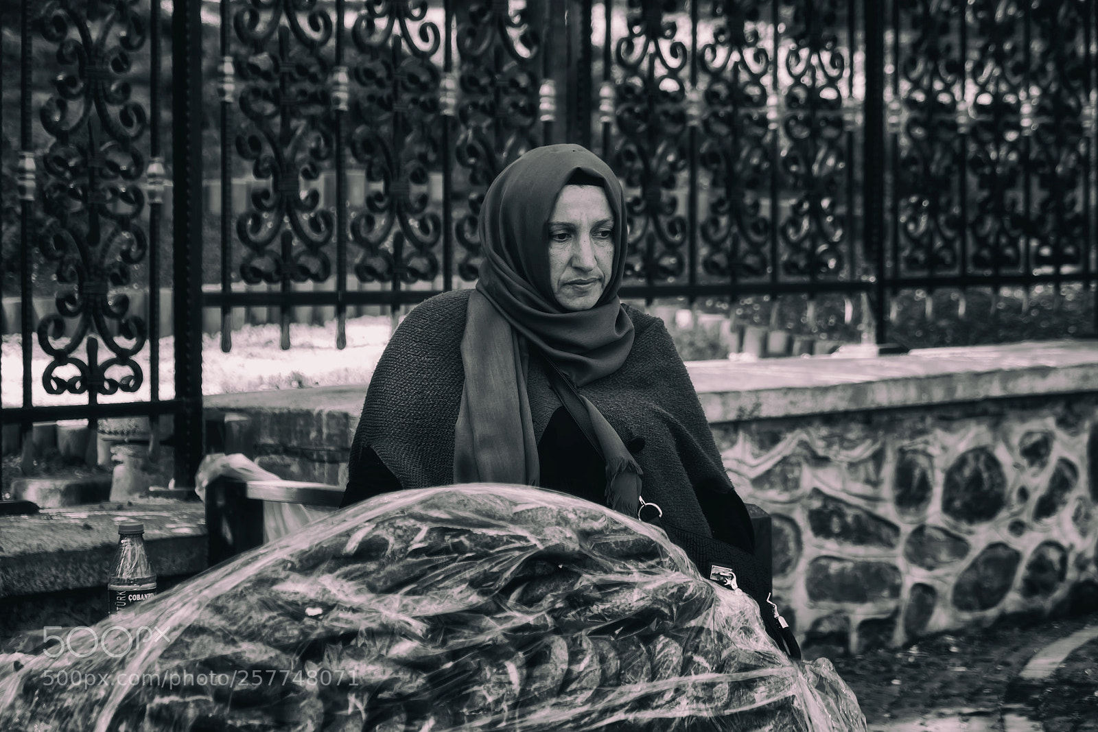 Fujifilm X-T1 sample photo. The sellers of bagels photography