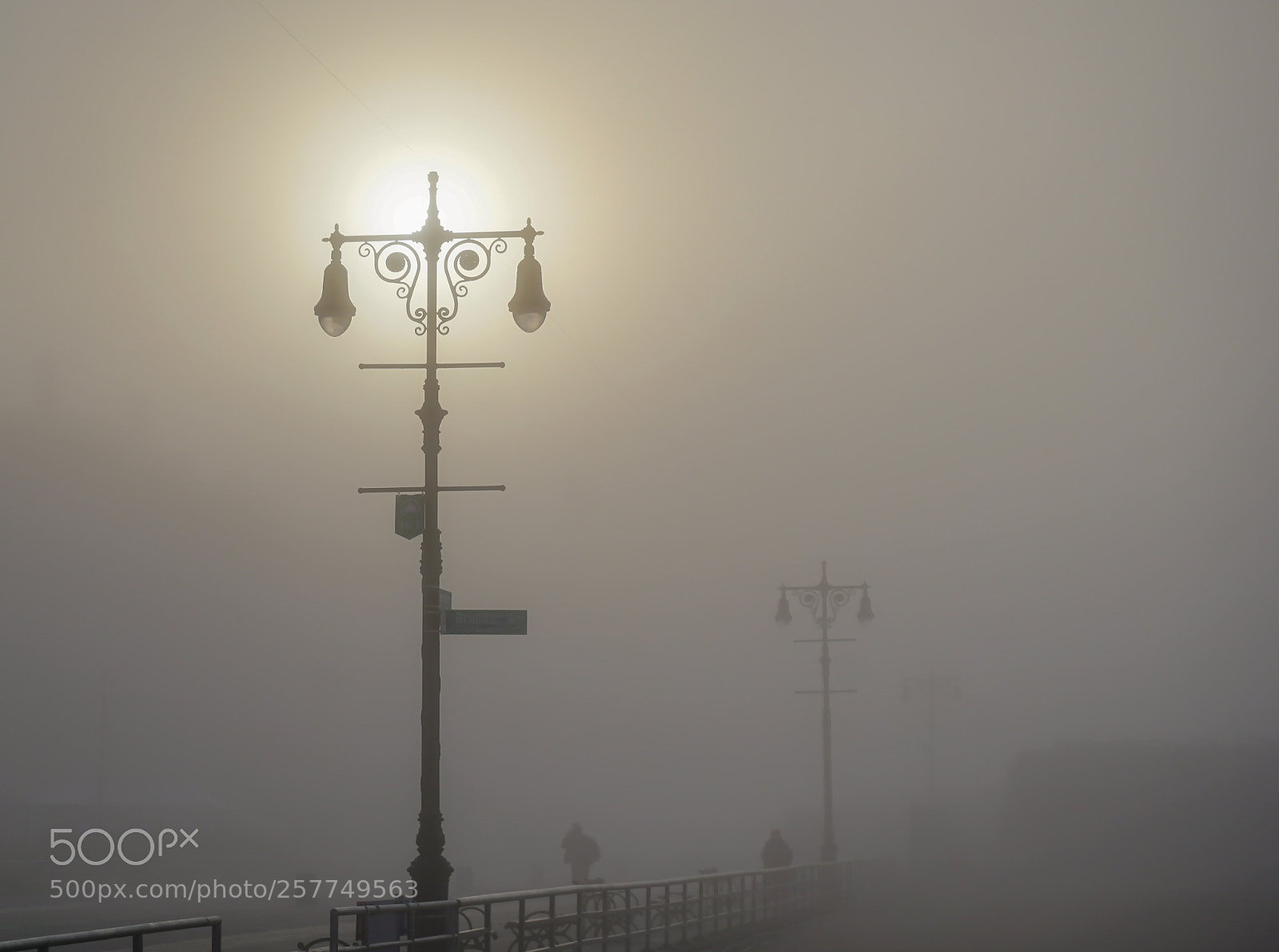 Sony a6300 sample photo. The fog and the photography