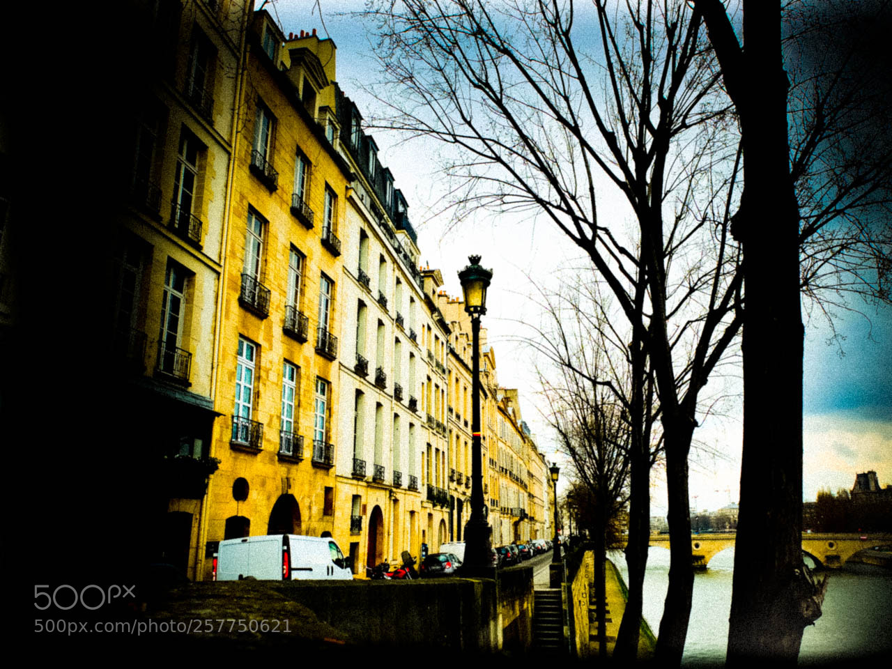Fujifilm X30 sample photo. Quai d anjou paris photography