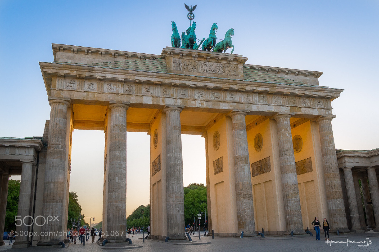 Sony a6300 sample photo. Brandenburger tor photography