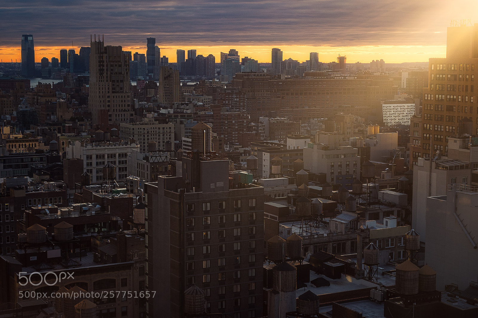 Olympus OM-D E-M1 Mark II sample photo. Evening light manhattan photography
