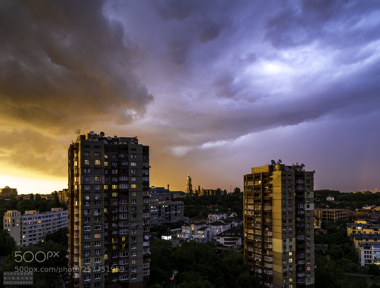 Sony a7R II sample photo. Stormy kiev photography