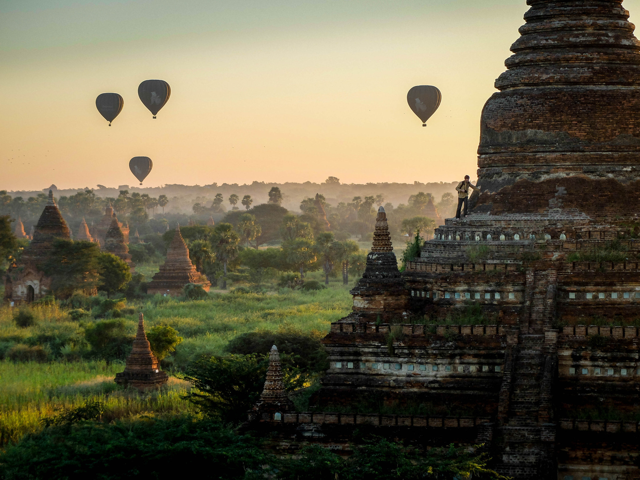 Fujifilm X20 sample photo. Bagan explorer photography