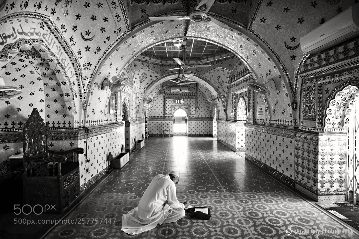 Fujifilm X-E3 sample photo. Tara masjid photography