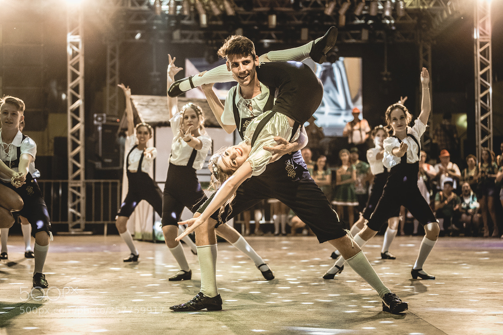 Canon EOS 6D sample photo. Typical dance photography