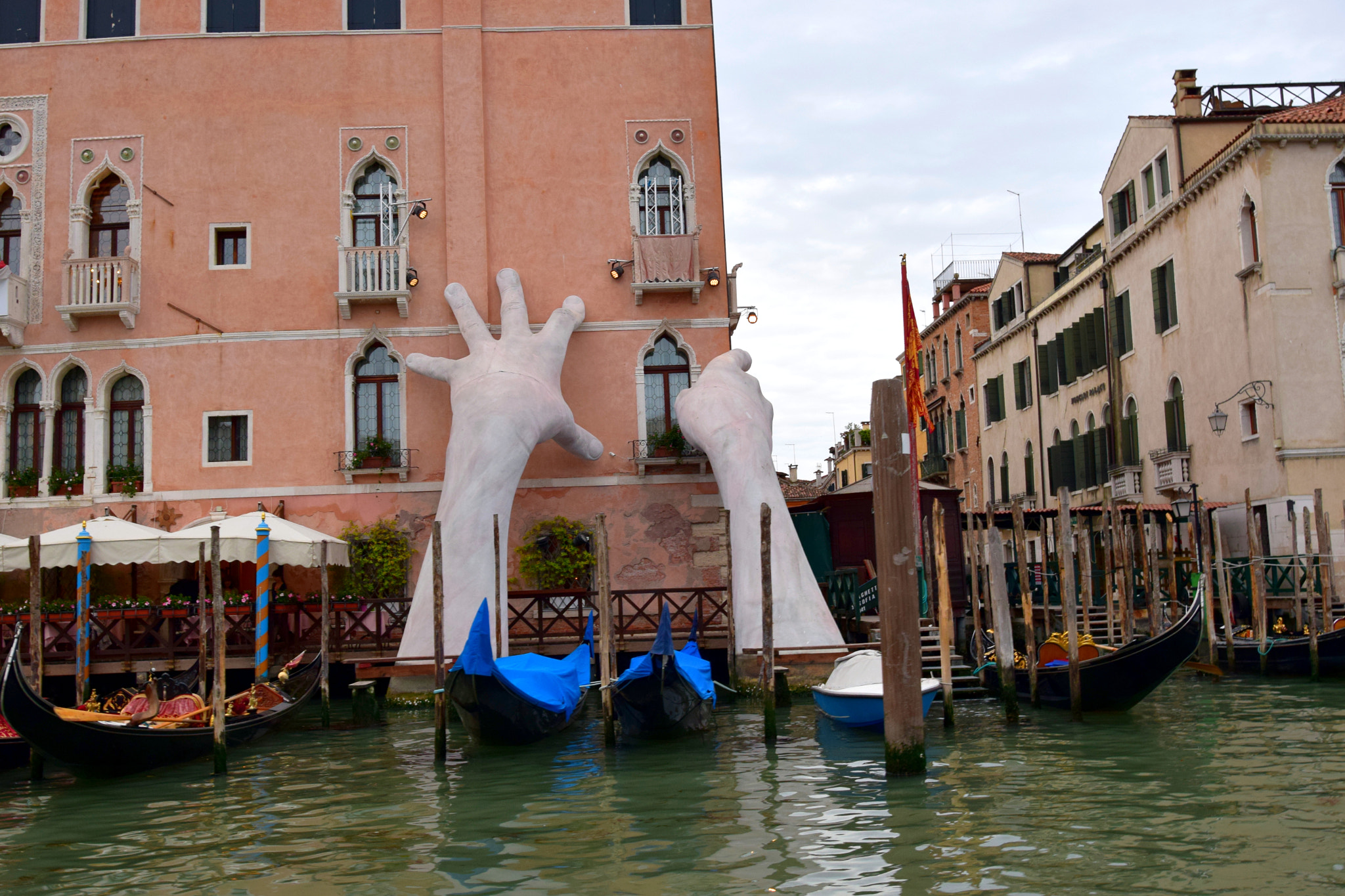 Nikon D5300 + Nikon AF-S Nikkor 20mm F1.8G ED sample photo. Venice photography