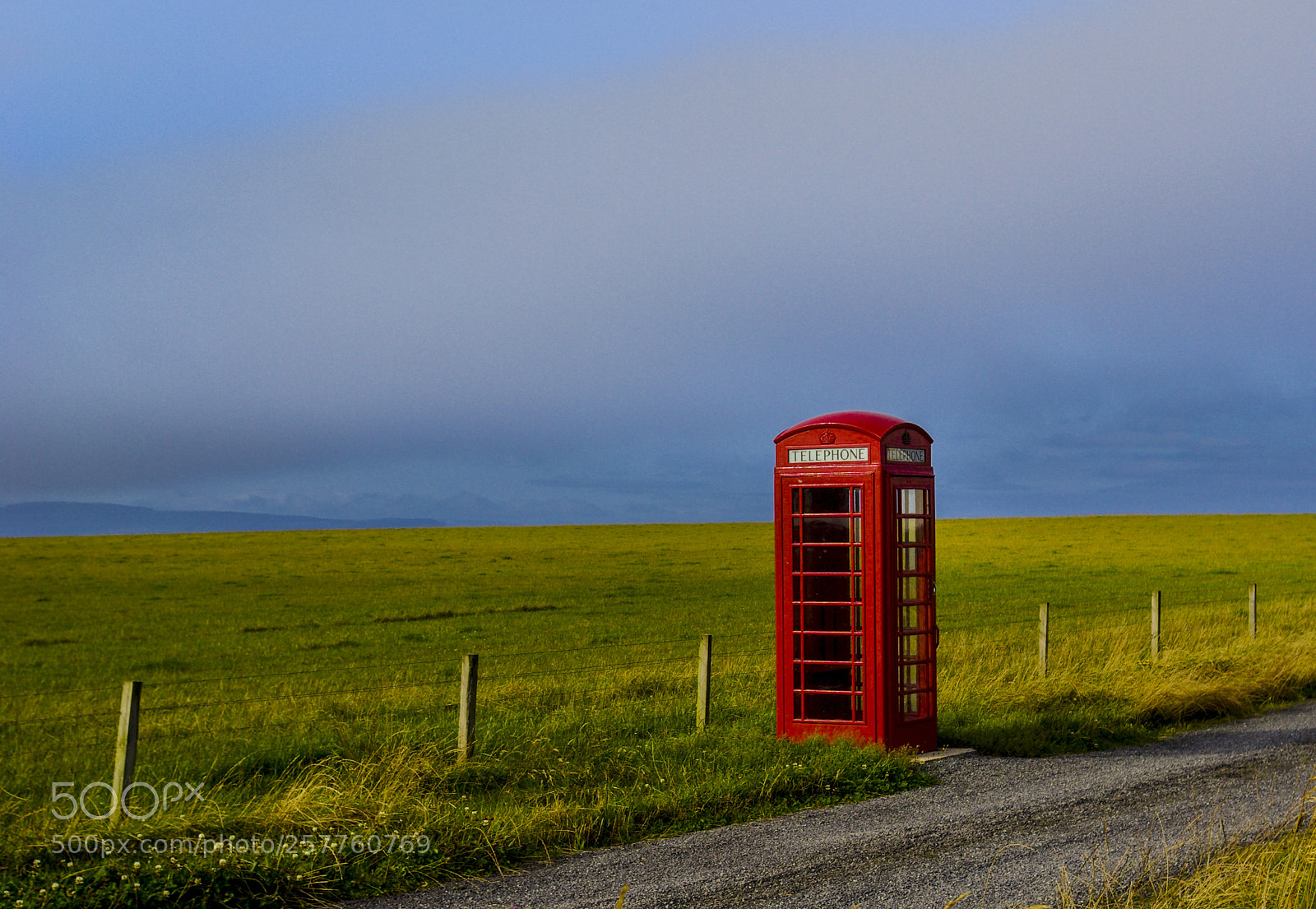 Pentax K10D sample photo. Stand alone photography