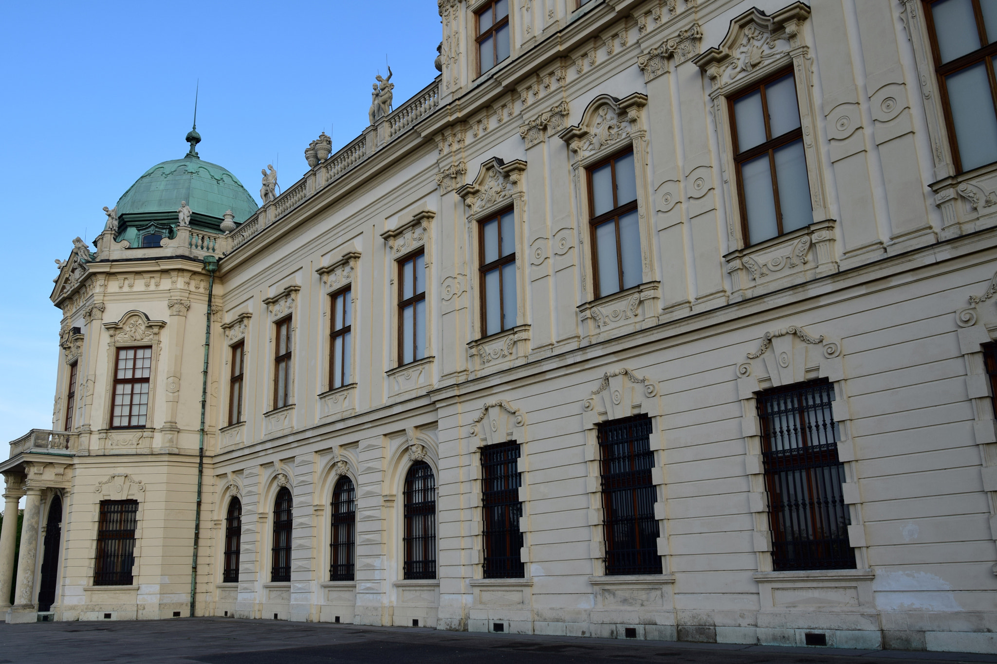 Nikon D3300 + Nikon AF-S Nikkor 20mm F1.8G ED sample photo. Wien architecture photography