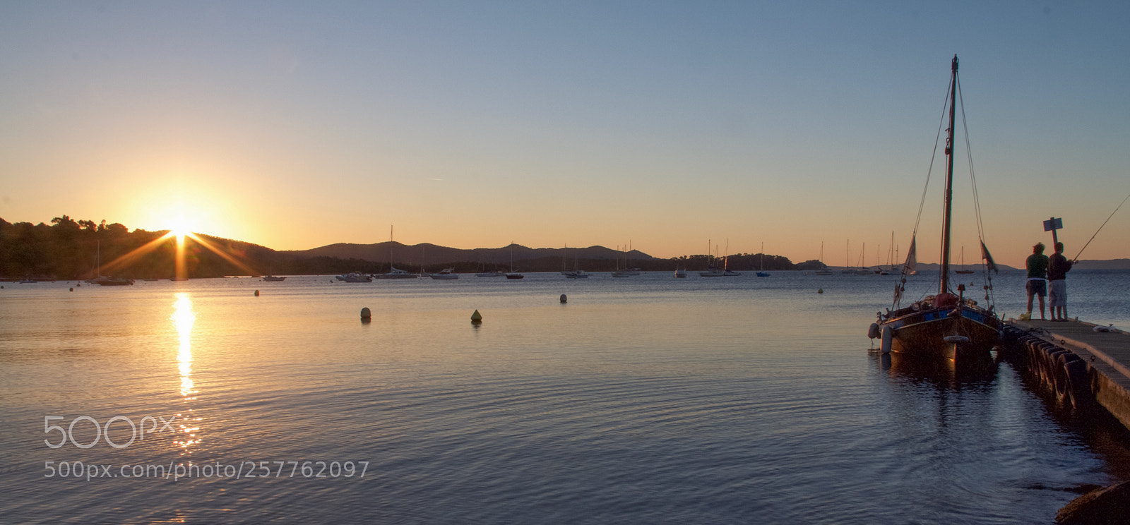 Canon EOS 550D (EOS Rebel T2i / EOS Kiss X4) sample photo. Sunrise on port miramar photography