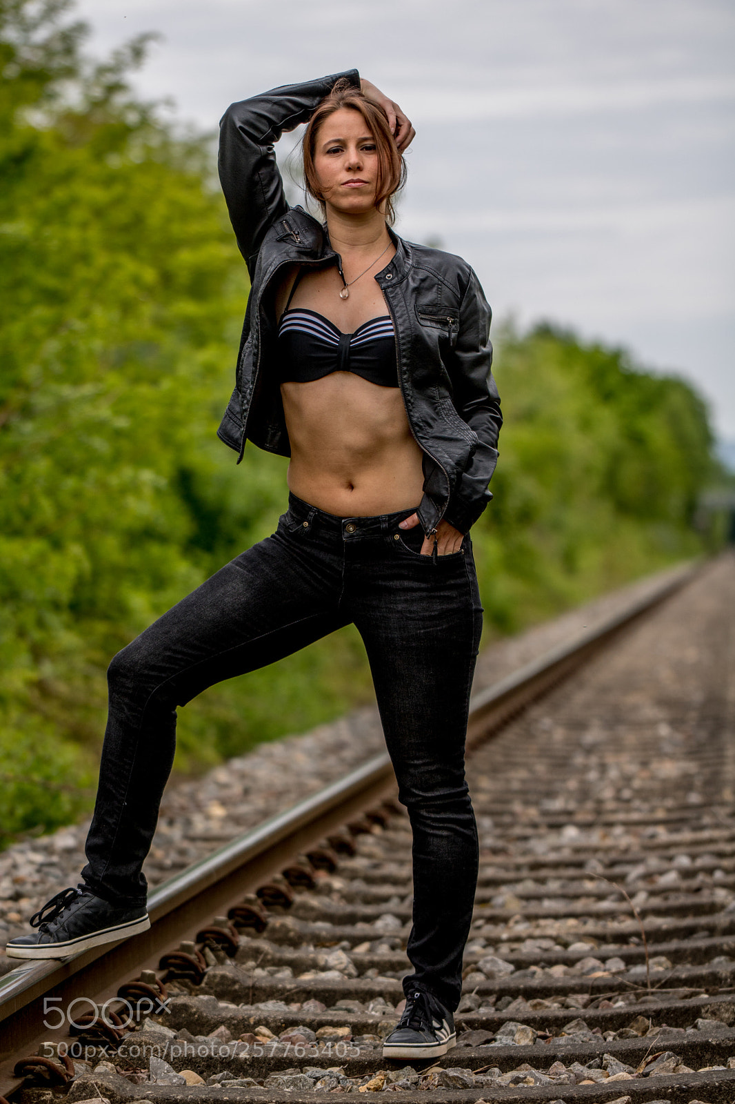Canon EOS 750D (EOS Rebel T6i / EOS Kiss X8i) sample photo. Shooting stephanie photography