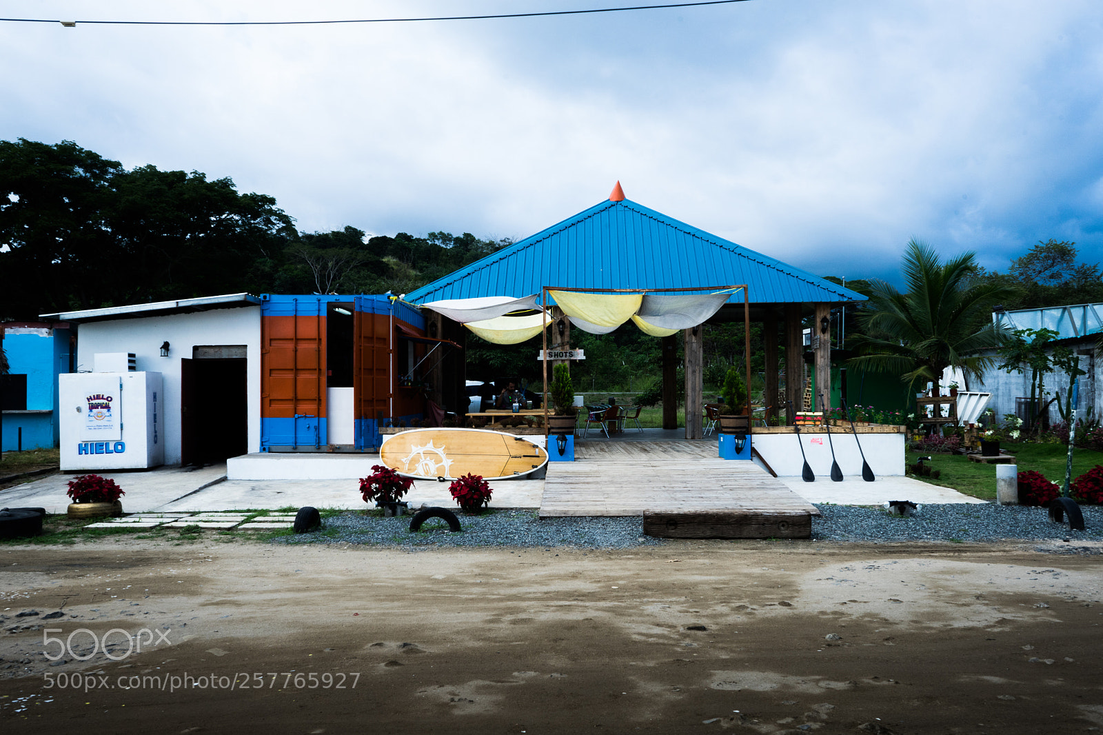 Sony a7 sample photo. Beachbar photography