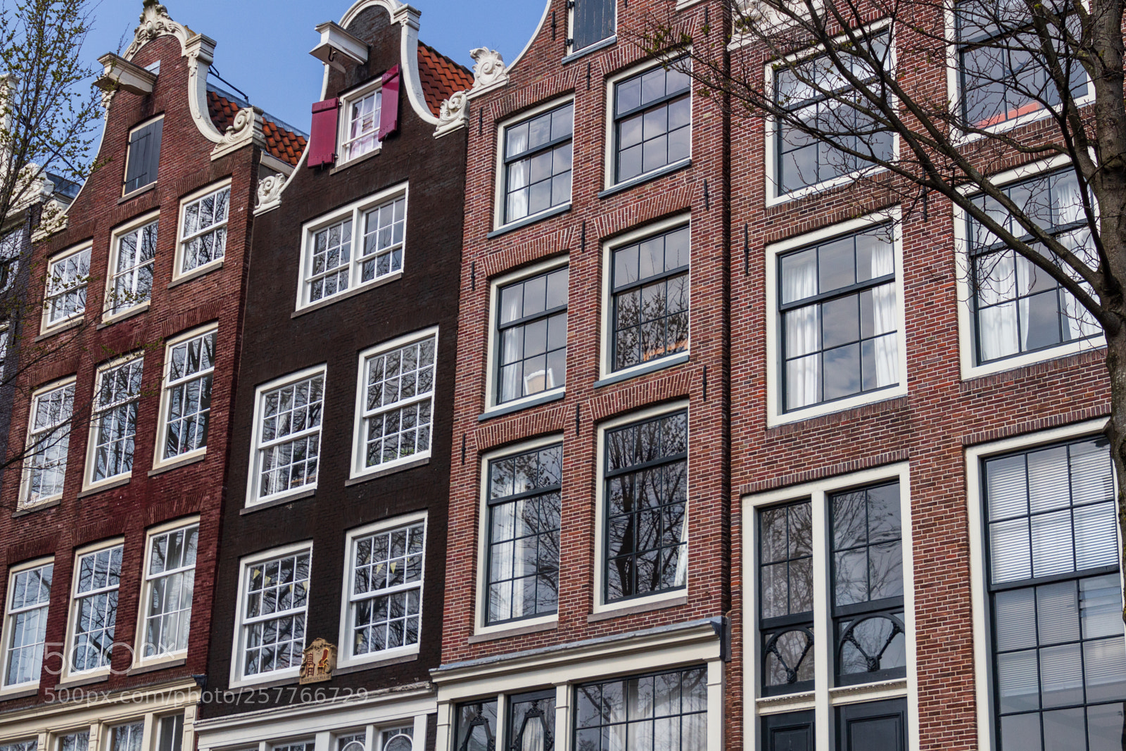 Canon EOS 700D (EOS Rebel T5i / EOS Kiss X7i) sample photo. Windows of amsterdam photography