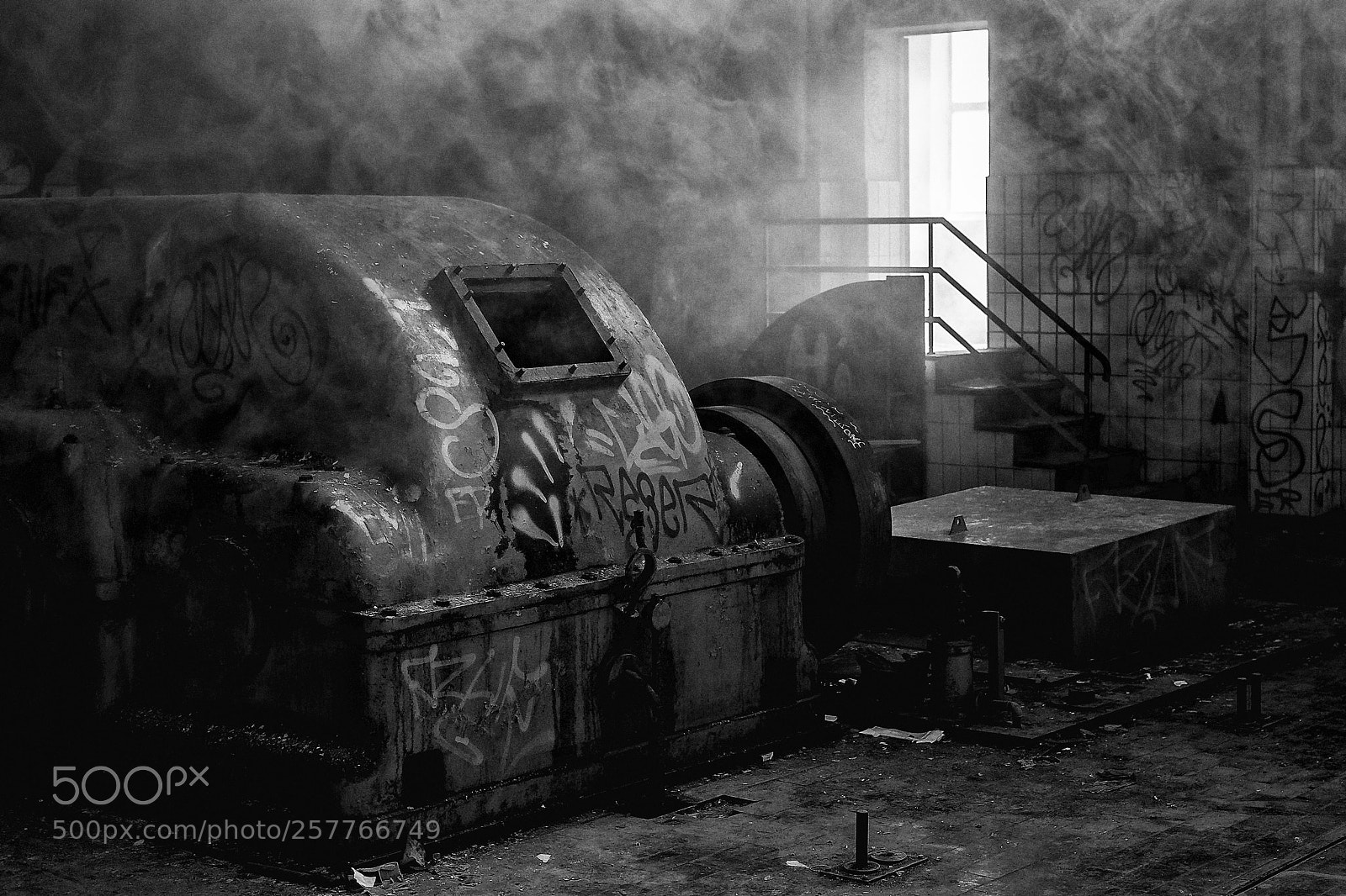 Nikon D700 sample photo. Mining machine hall photography