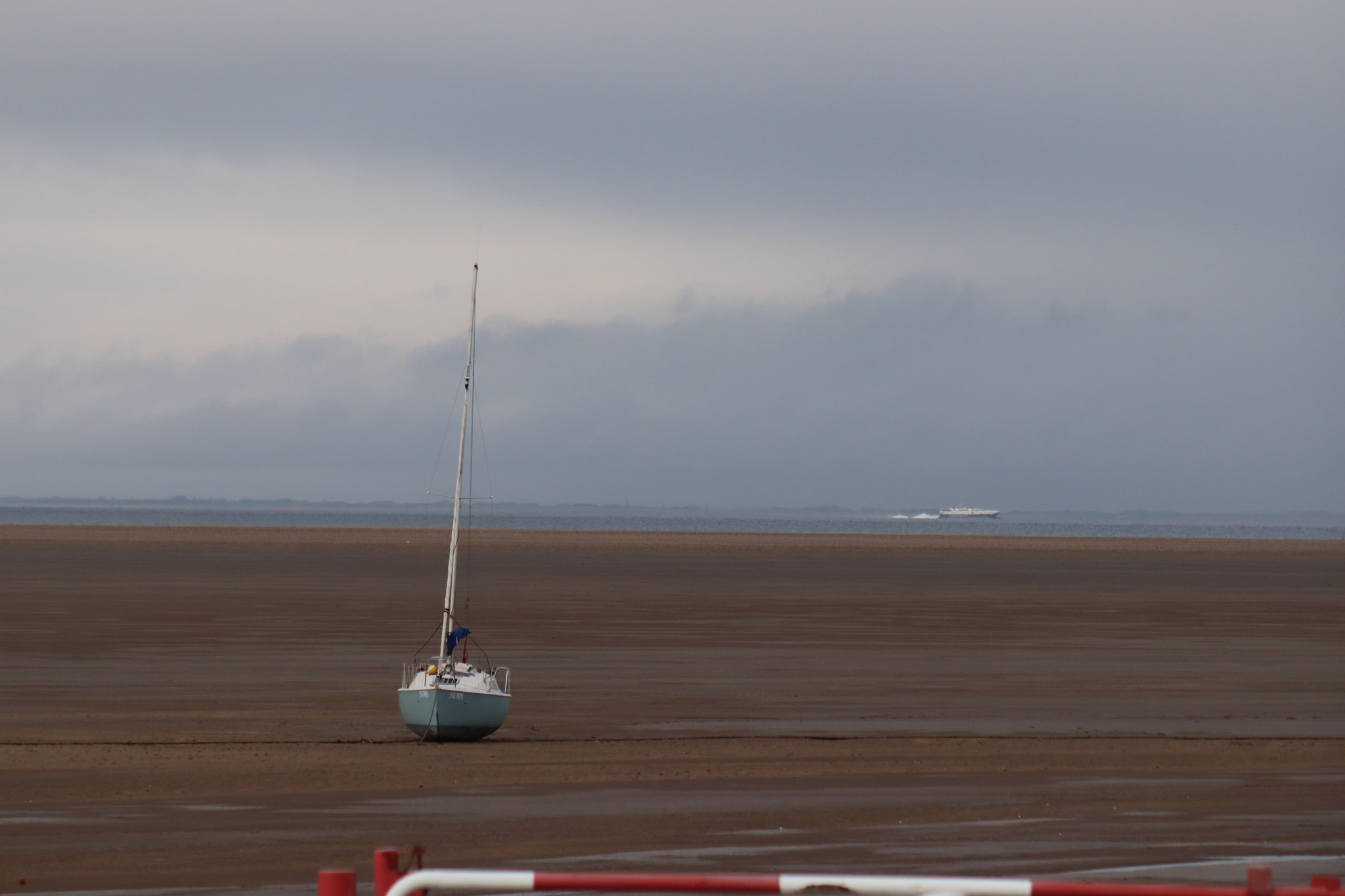 Canon EF 75-300mm f/4-5.6 sample photo. Img photography