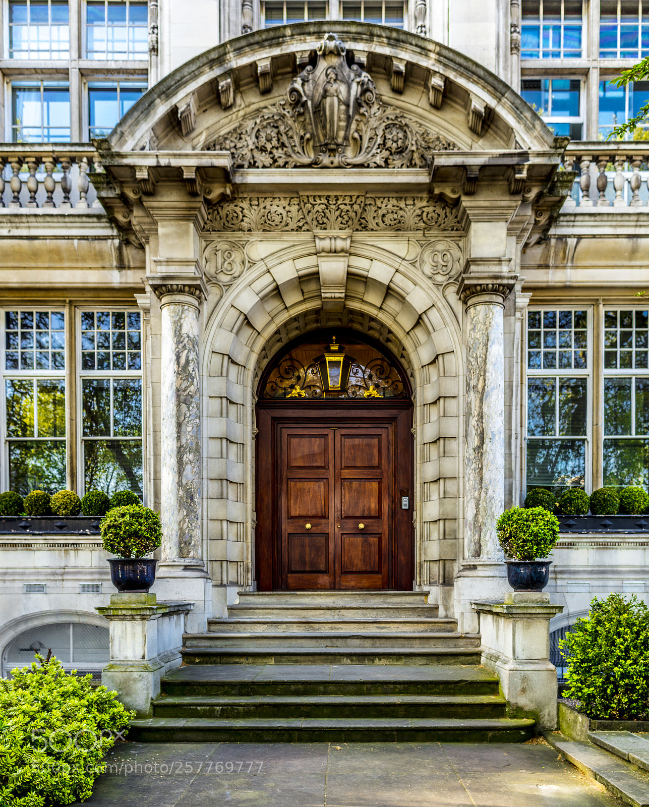 Canon EOS 5DS R sample photo. Private house in london photography