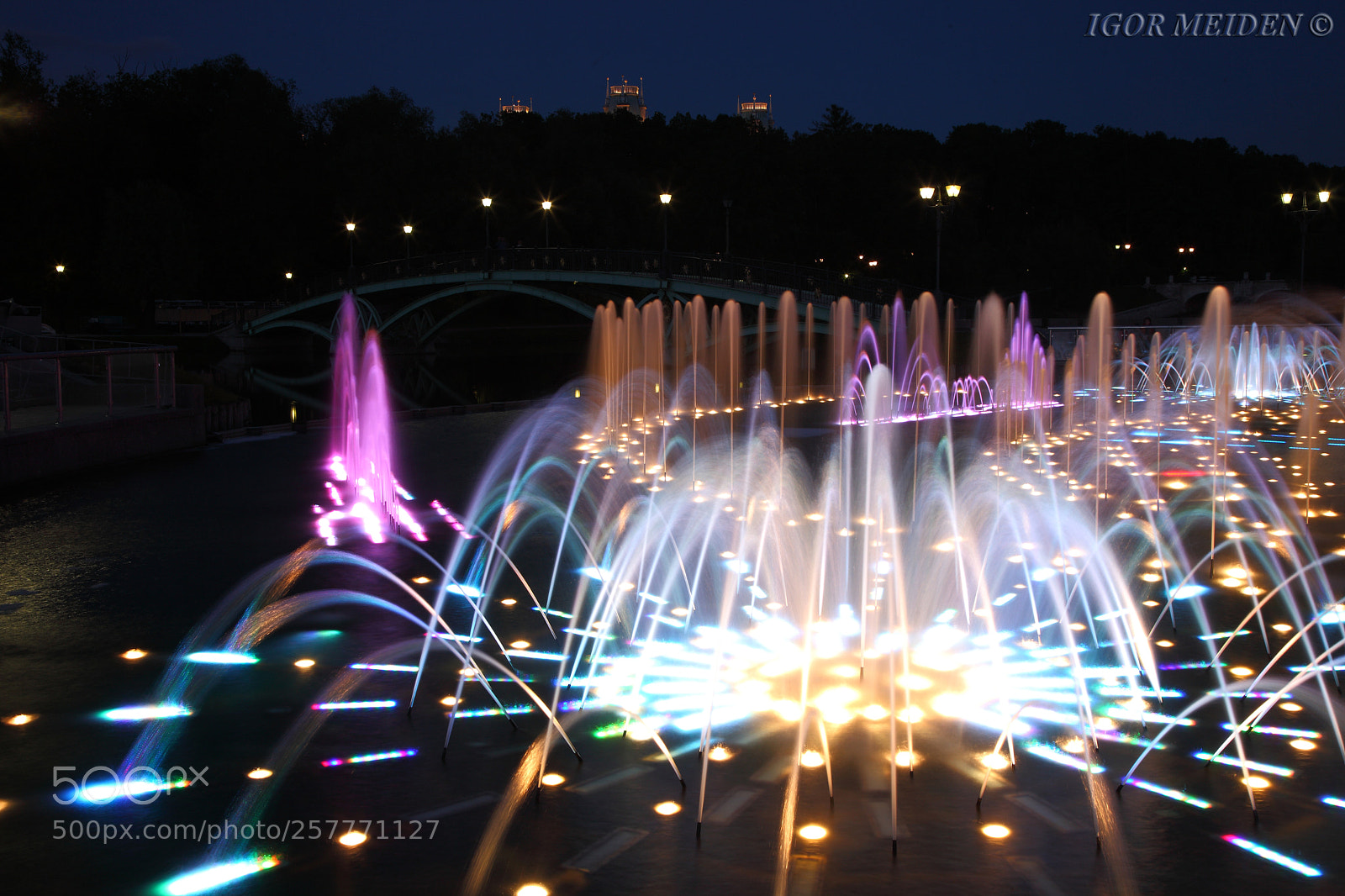 Canon EOS 5D Mark II sample photo. Park tsaritsyno photography