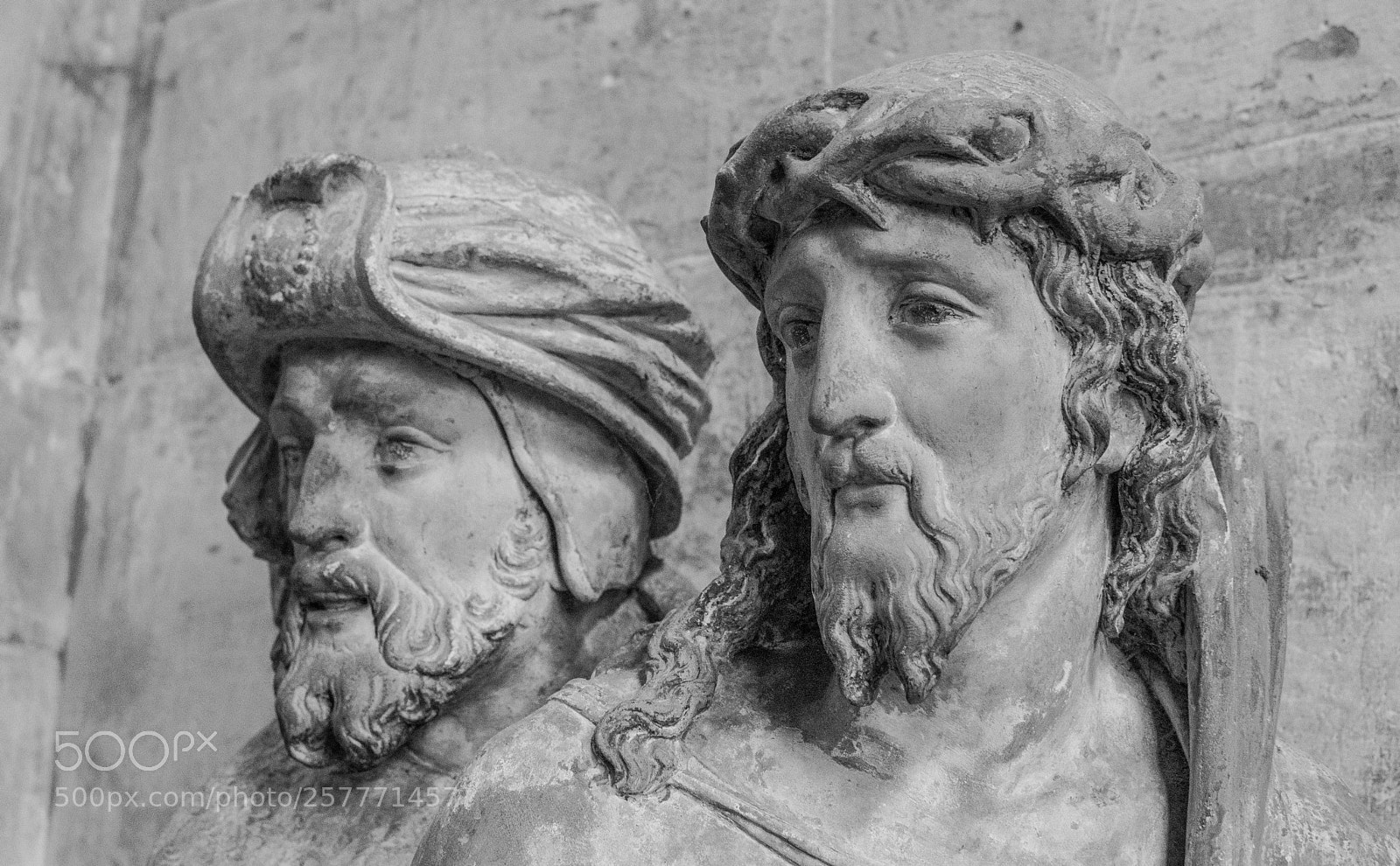 Nikon D3400 sample photo. Church statue photography