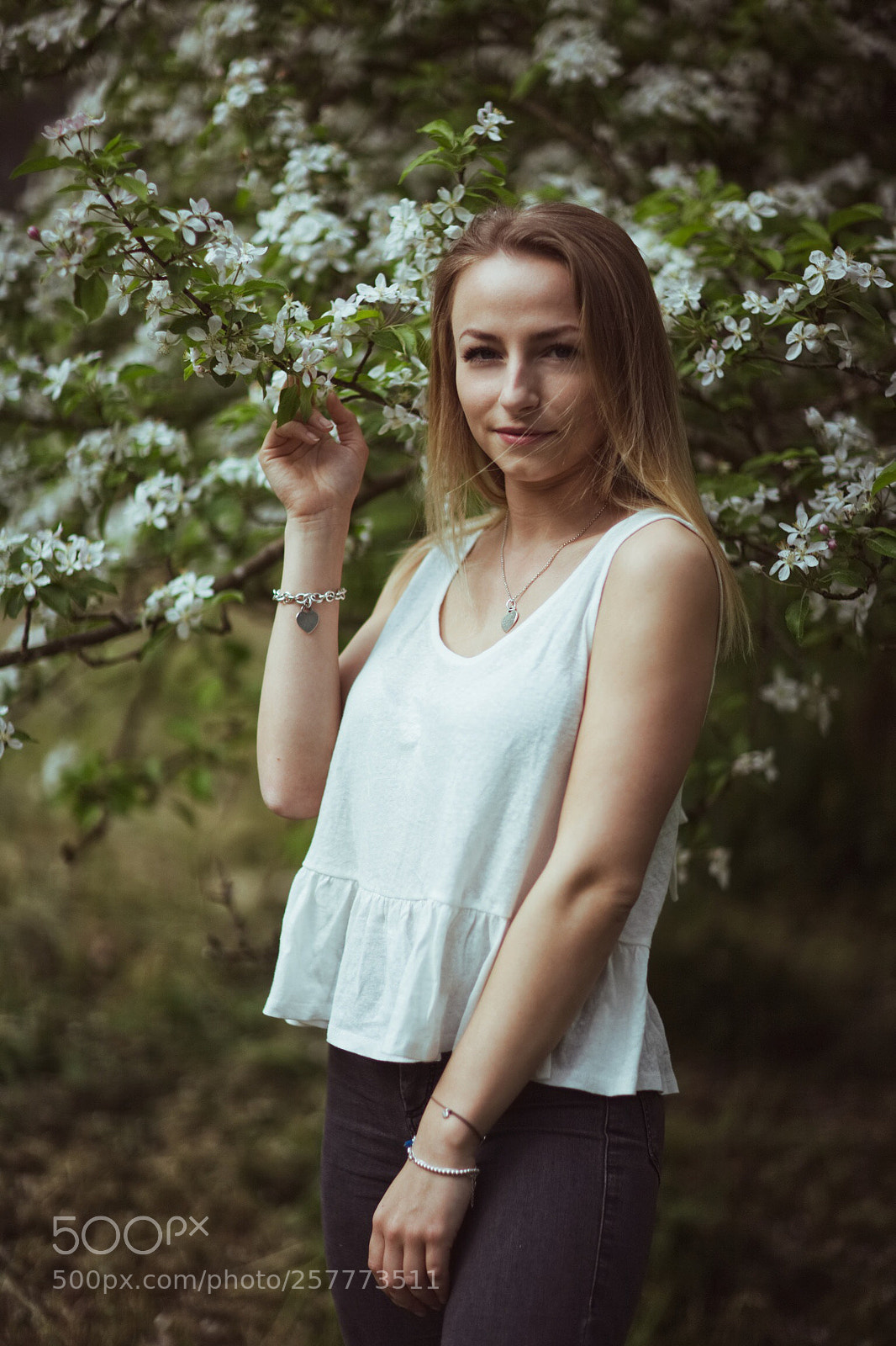 Canon EOS 5D sample photo. Jana photography