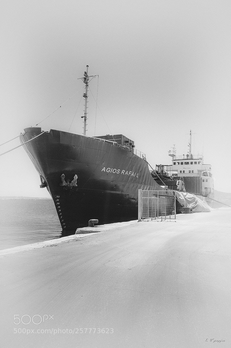 Nikon D3200 sample photo. Ghost ship photography